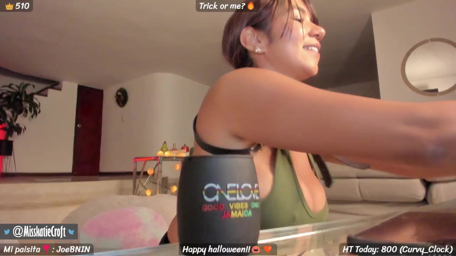 Gallery image thumbnail from KatieCroft's myfreecams stream on, 11/01/2025, 02:55 image 15 of 20