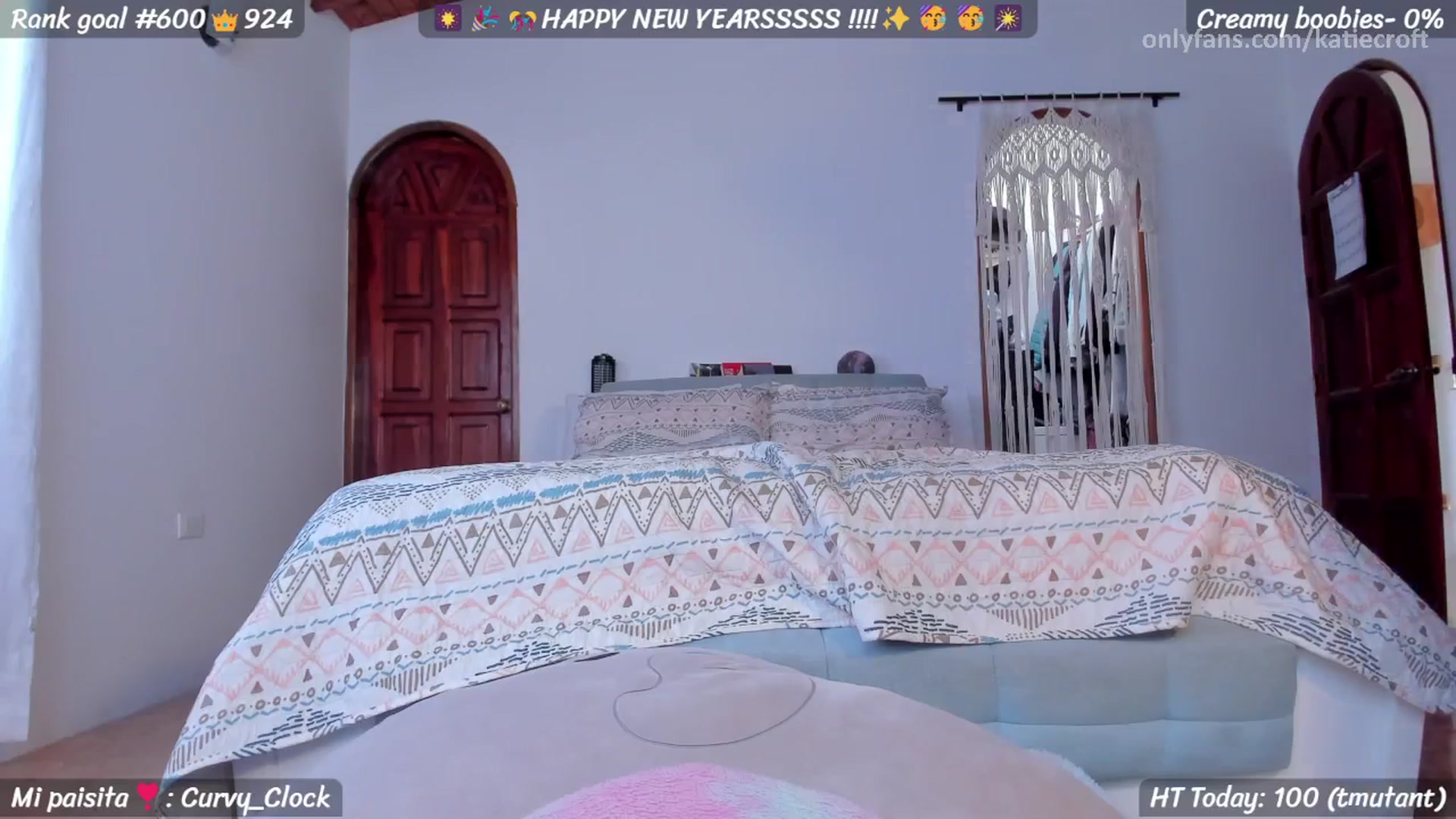 Gallery image thumbnail from KatieCroft's myfreecams stream on, 01/08/2026, 18:11 image 9 of 20