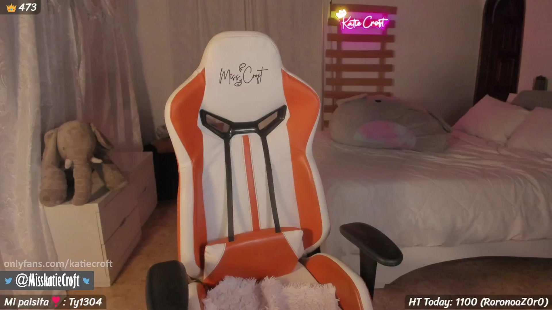 Gallery image thumbnail from KatieCroft's myfreecams stream on, 02/14/2026, 03:35 image 18 of 20