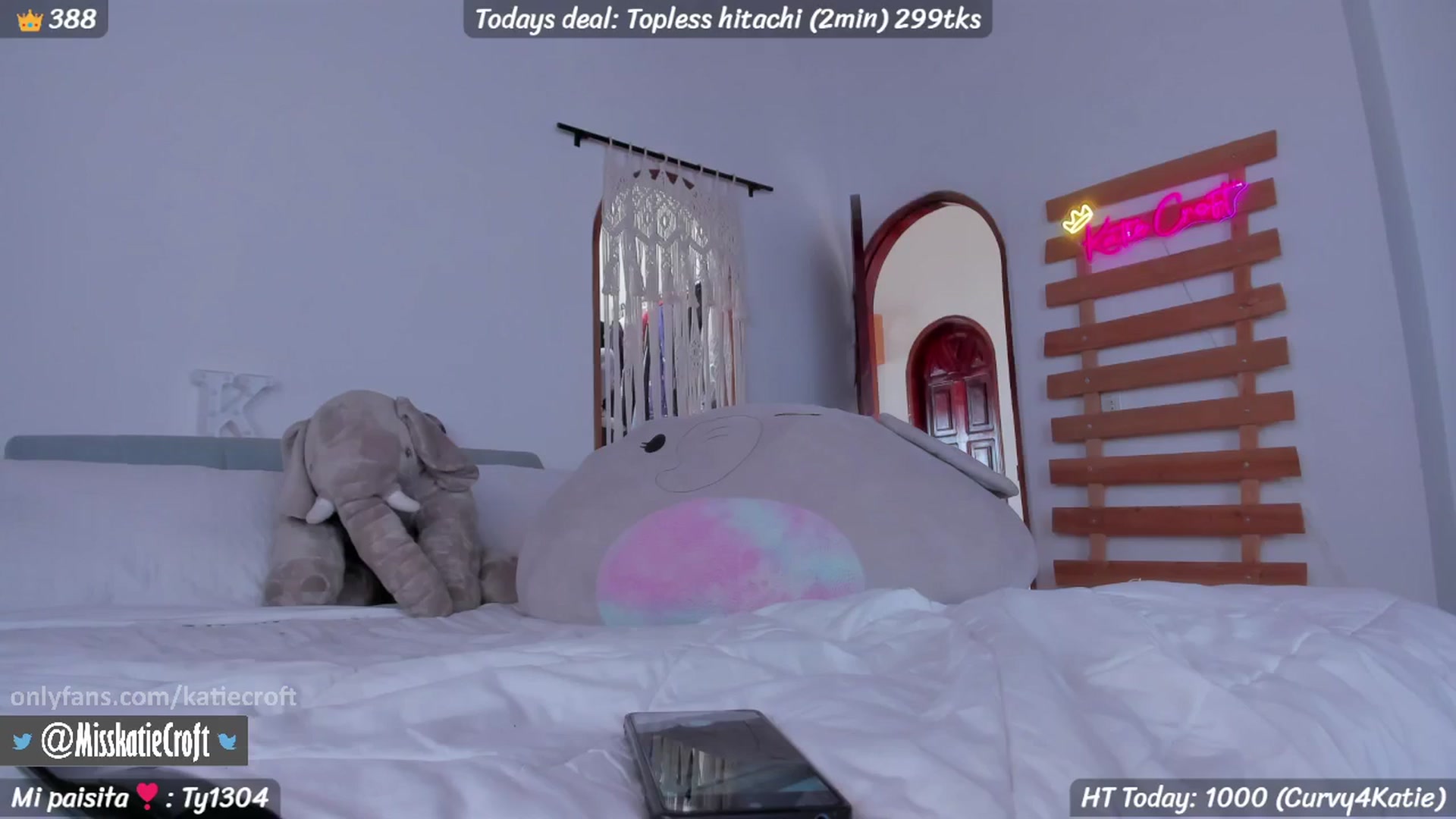 Gallery image thumbnail from KatieCroft's myfreecams stream on, 02/20/2026, 15:49 image 12 of 20