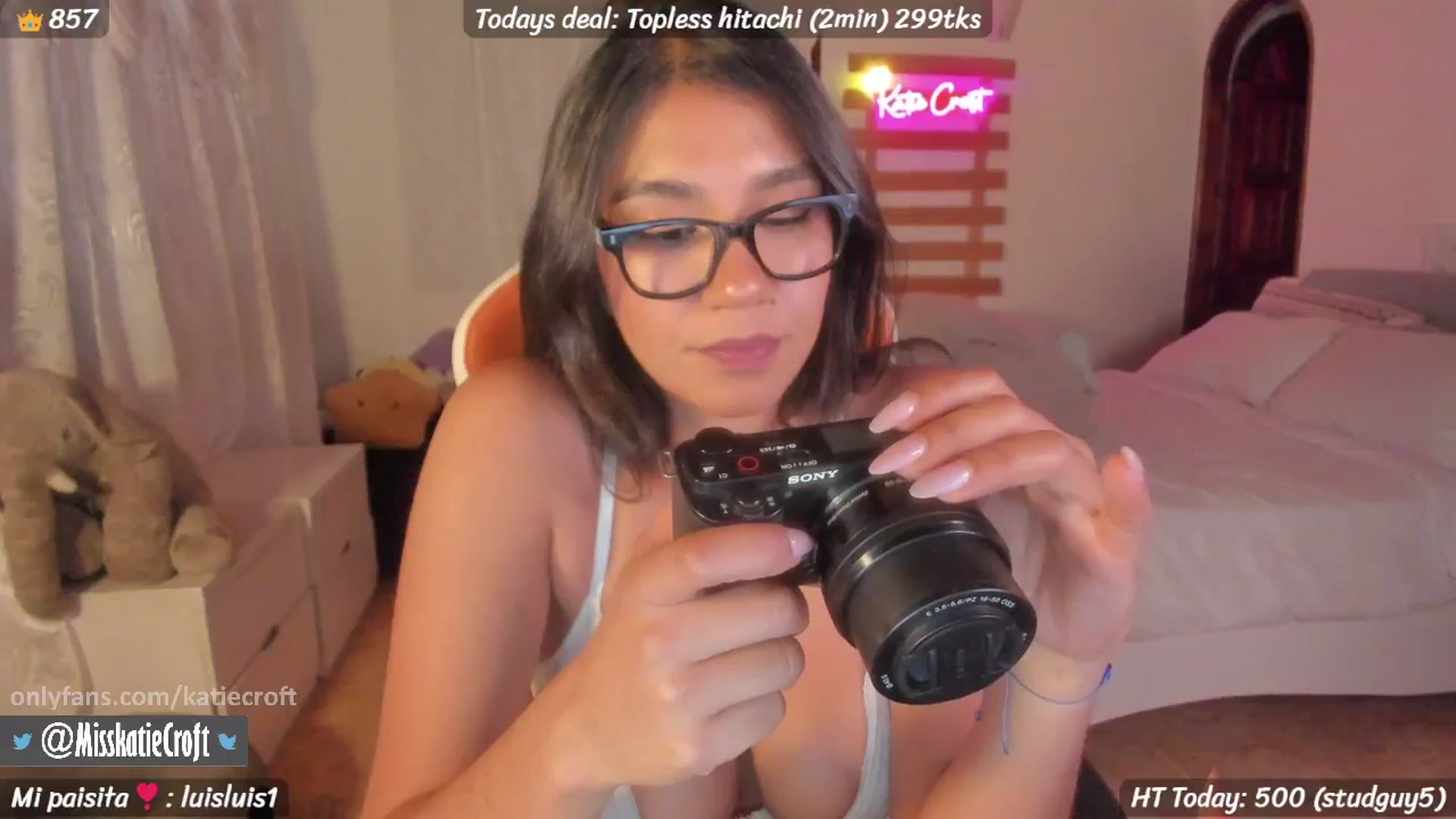 Gallery image thumbnail from KatieCroft's myfreecams stream on, 03/13/2026, 04:30 image 9 of 20