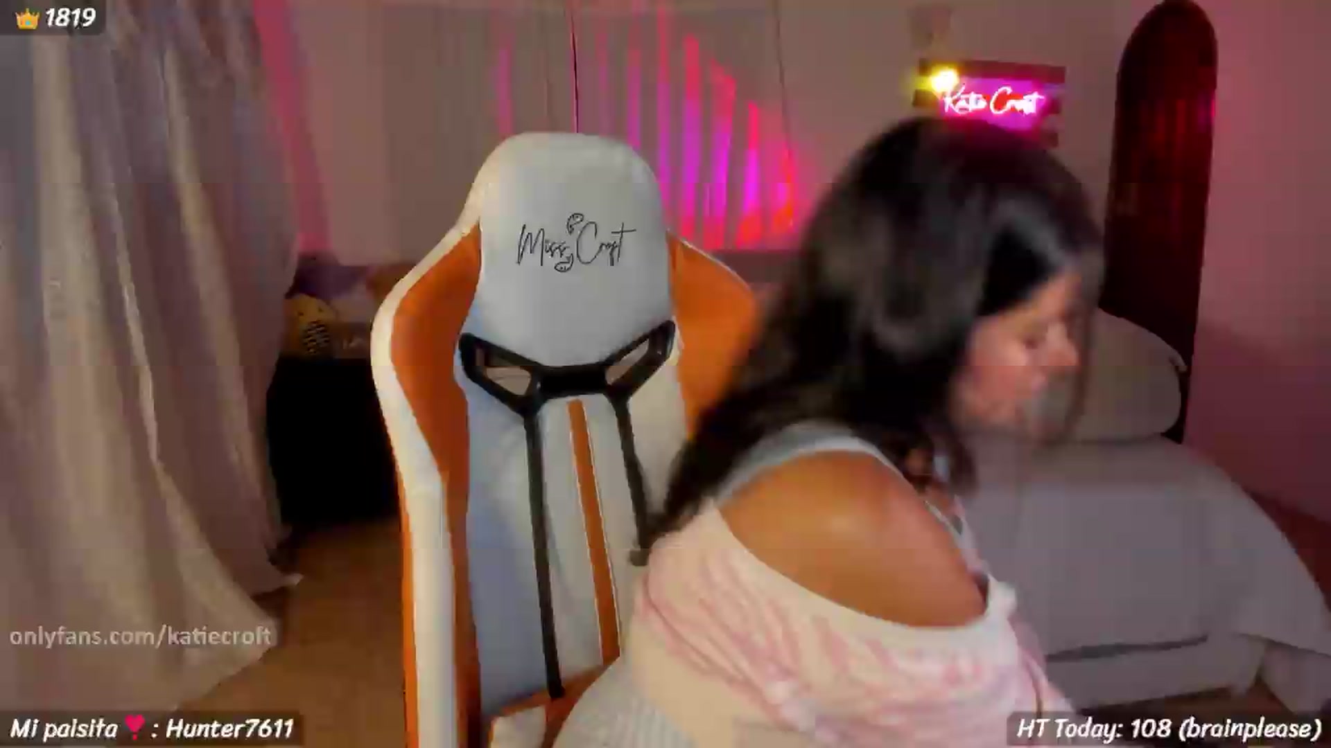 Gallery image thumbnail from KatieCroft's myfreecams stream on, 05/13/2026, 01:44 image 2 of 20