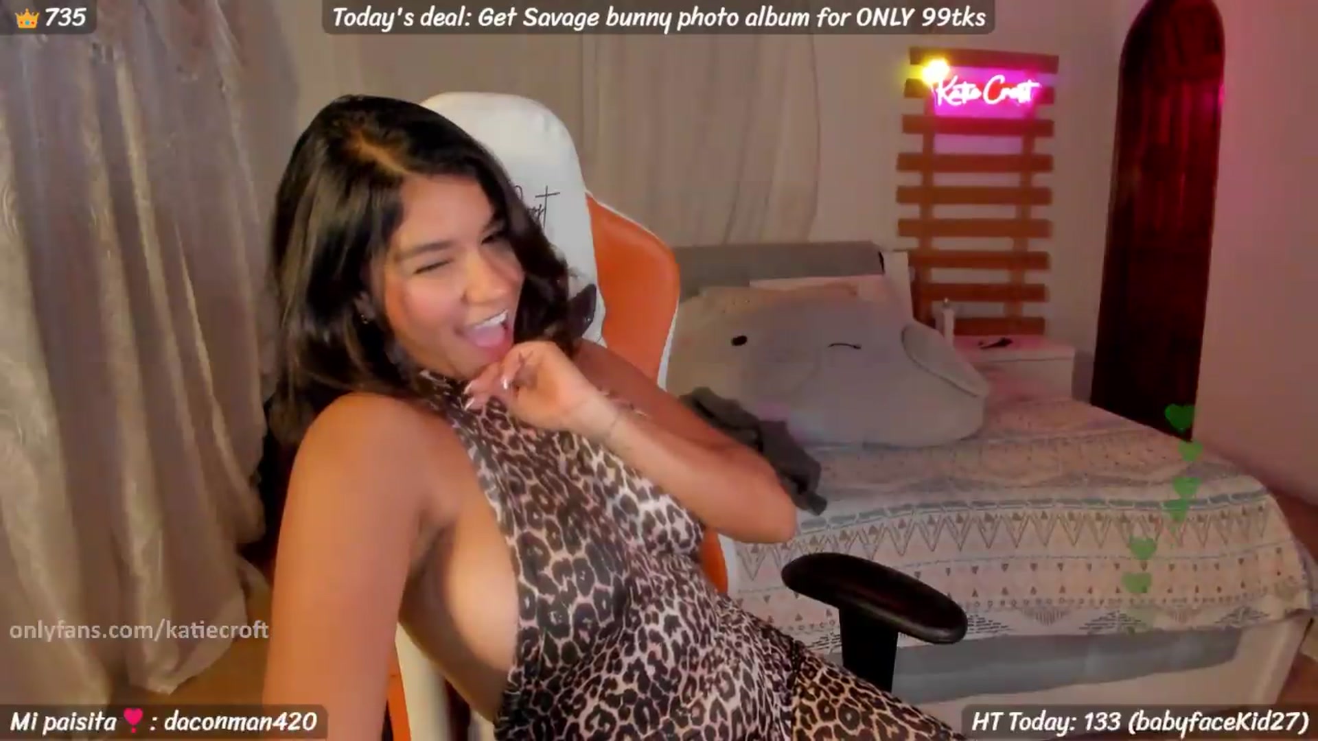 Gallery image thumbnail from KatieCroft's myfreecams stream on, 06/11/2026, 03:52 image 2 of 20