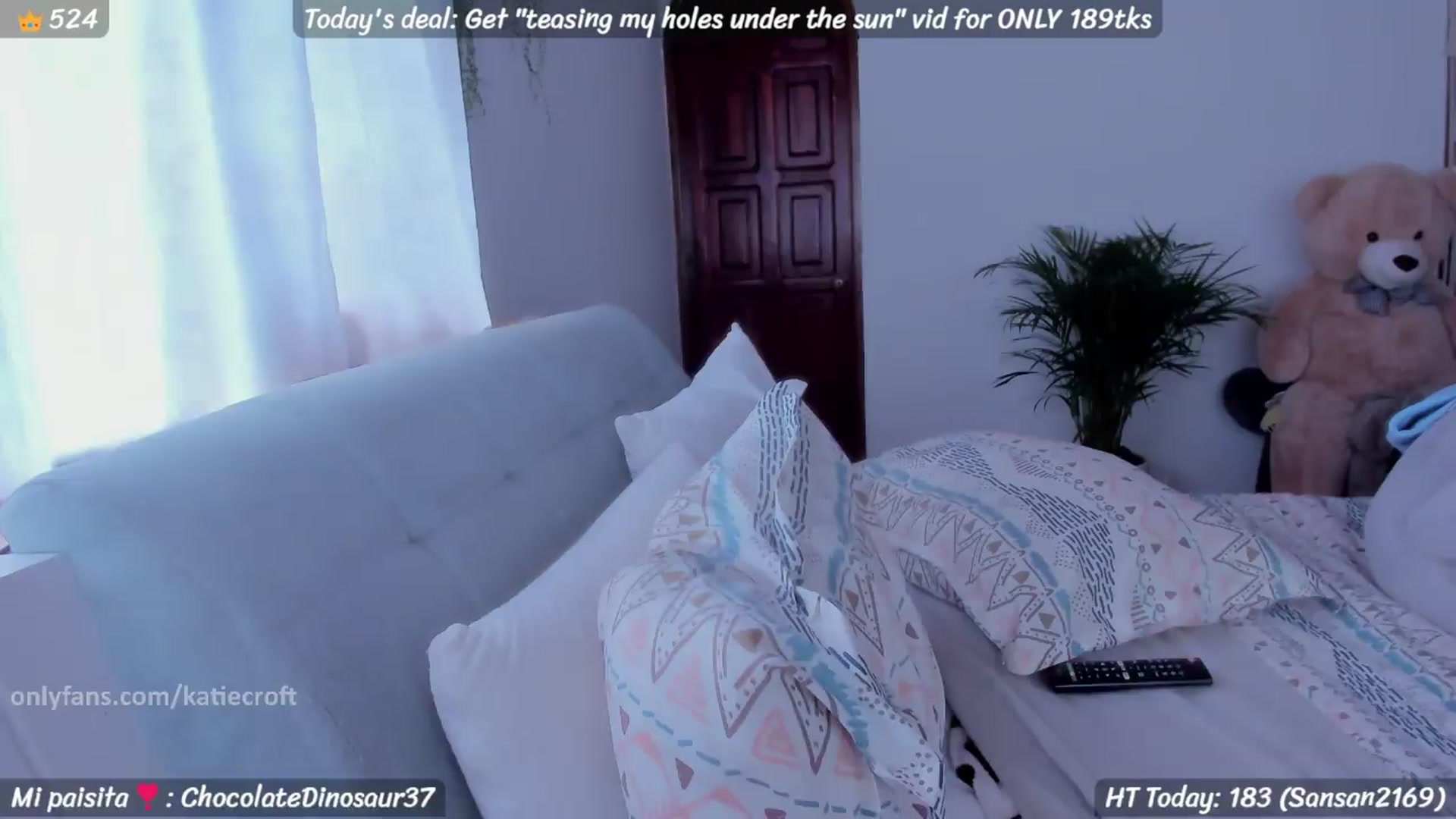Gallery image thumbnail from KatieCroft's myfreecams stream on, 06/28/2026, 19:51 image 12 of 20