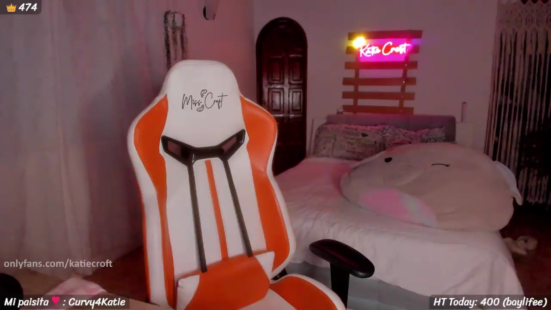 Gallery image thumbnail from KatieCroft's myfreecams stream on, 07/10/2026, 24:00 image 10 of 20