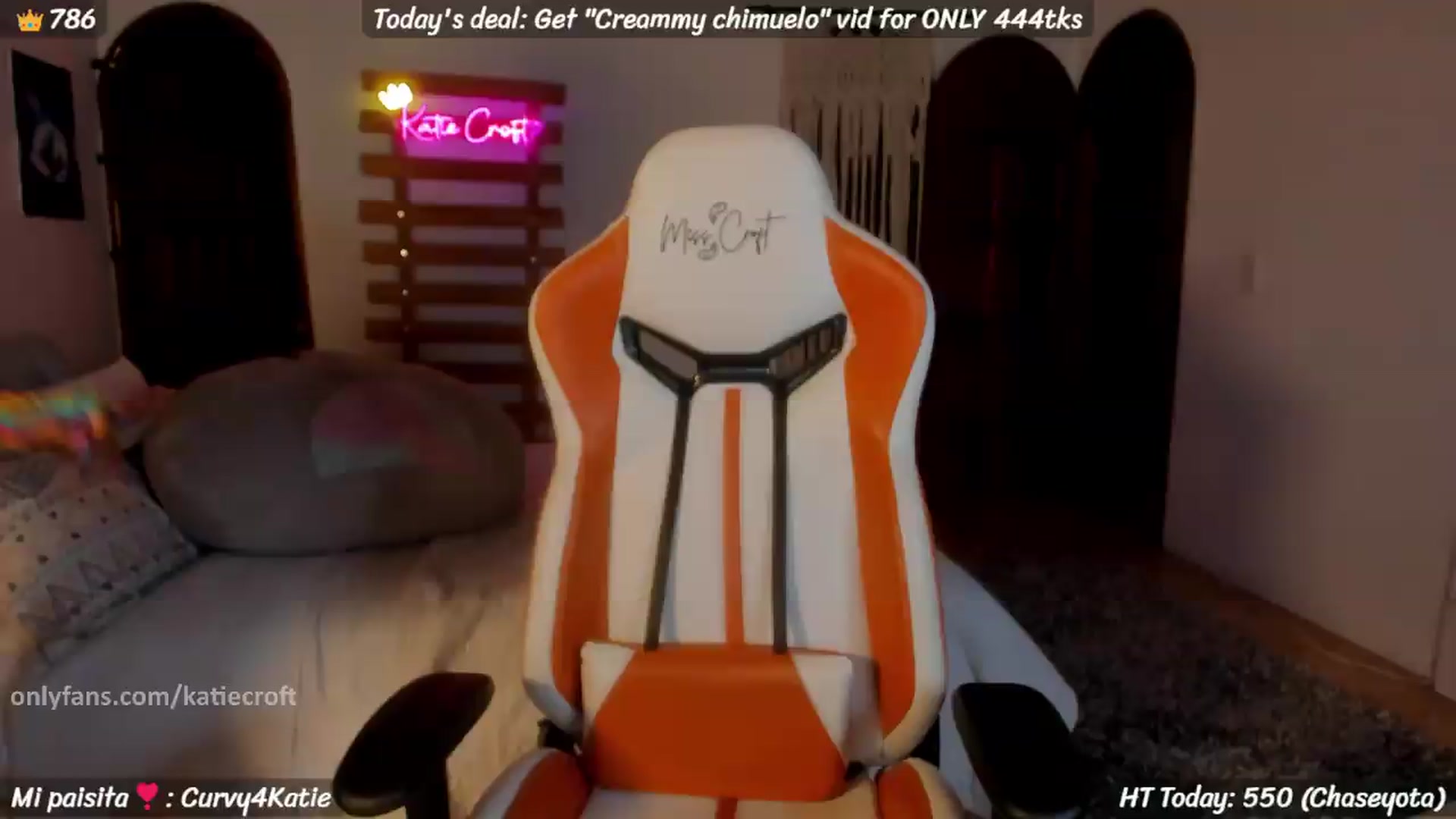 Gallery image thumbnail from KatieCroft's myfreecams stream on, 07/31/2026, 01:22 image 15 of 20