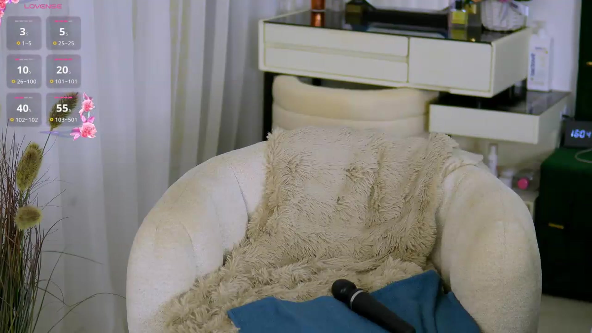 Gallery image thumbnail from KatieCutieXo's myfreecams stream on, 07/28/2026, 14:09 image 16 of 20
