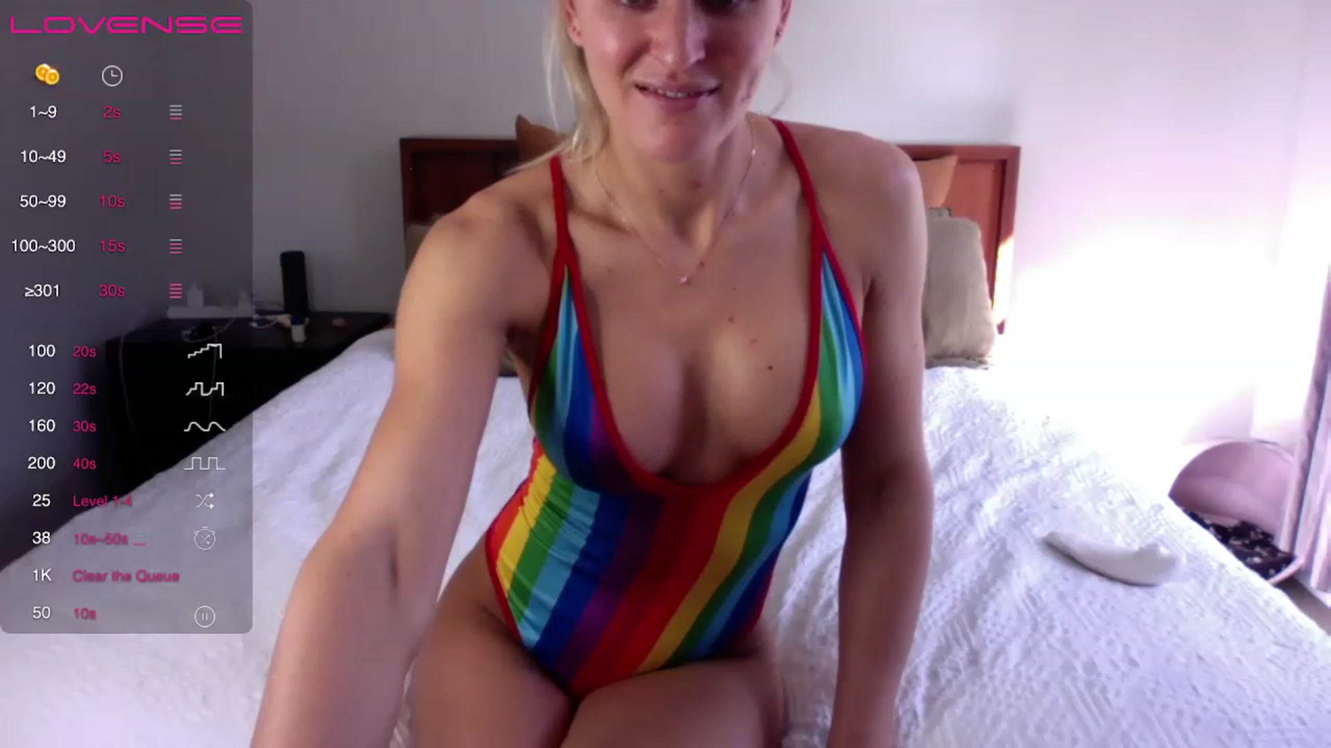 Gallery image thumbnail from KatiePie_'s myfreecams stream on, 06/19/2023, 01:10 image 9 of 20