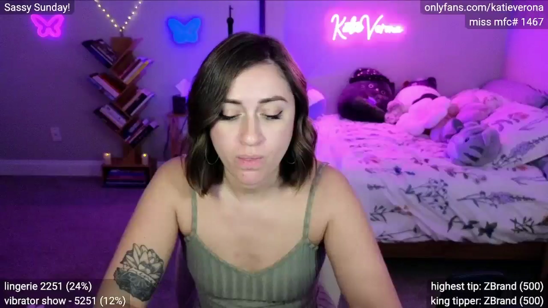Gallery image thumbnail from KatieVerona's myfreecams stream on, 03/17/2025, 01:45 image 20 of 20