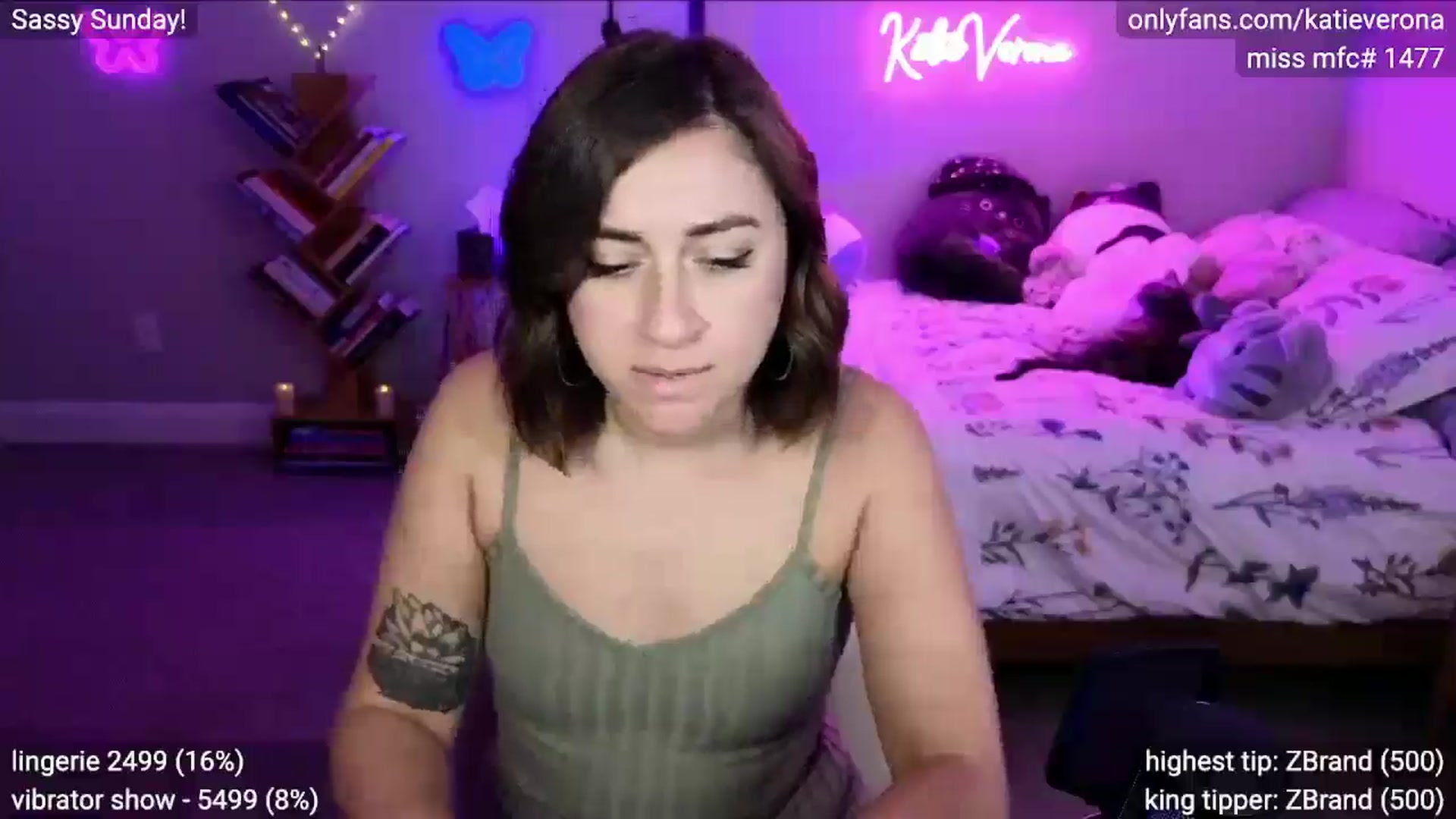 Gallery image thumbnail from KatieVerona's myfreecams stream on, 03/17/2025, 01:45 image 2 of 20