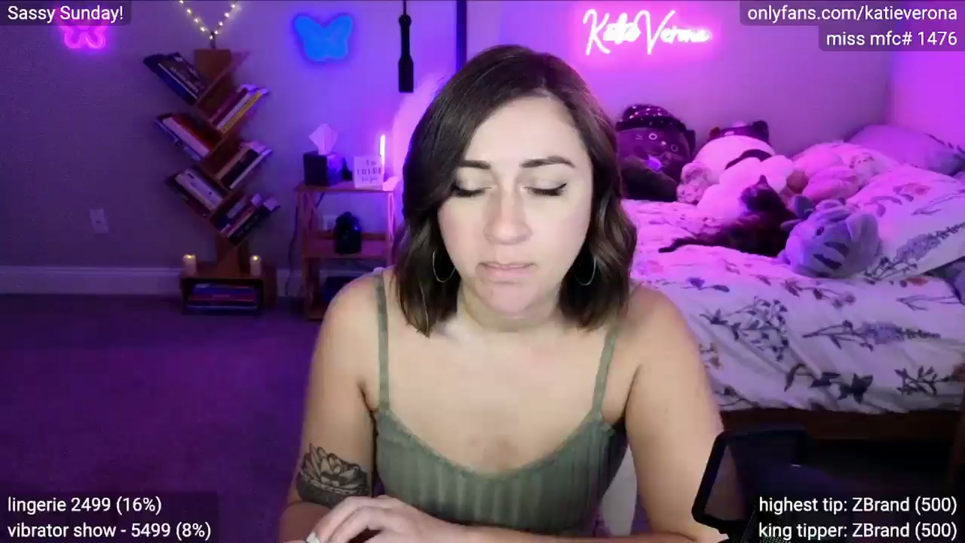 Gallery image thumbnail from KatieVerona's myfreecams stream on, 03/17/2025, 01:45 image 1 of 20