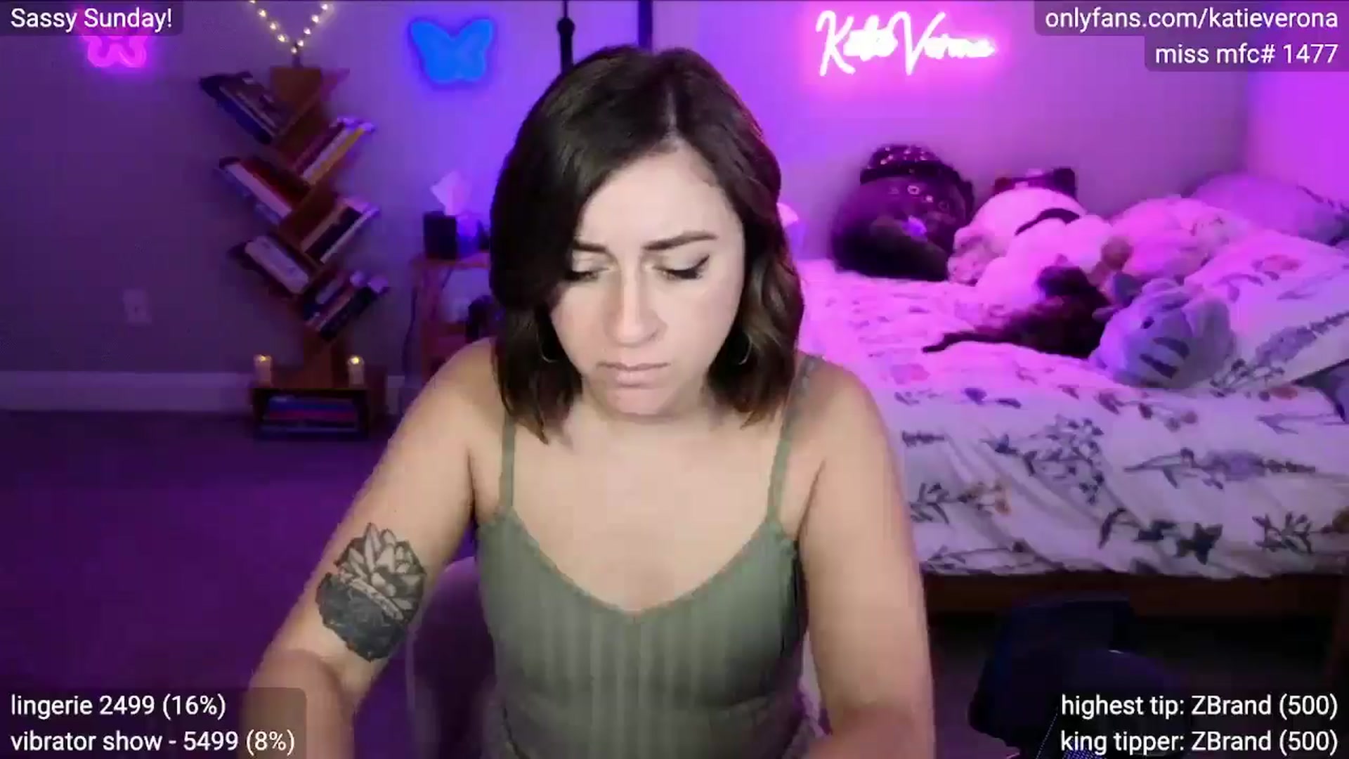 Gallery image thumbnail from KatieVerona's myfreecams stream on, 03/17/2025, 01:45 image 4 of 20