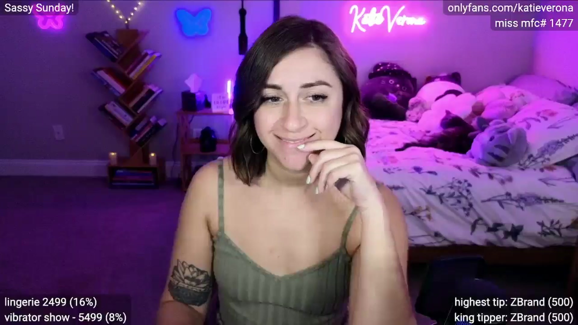Gallery image thumbnail from KatieVerona's myfreecams stream on, 03/17/2025, 01:45 image 3 of 20