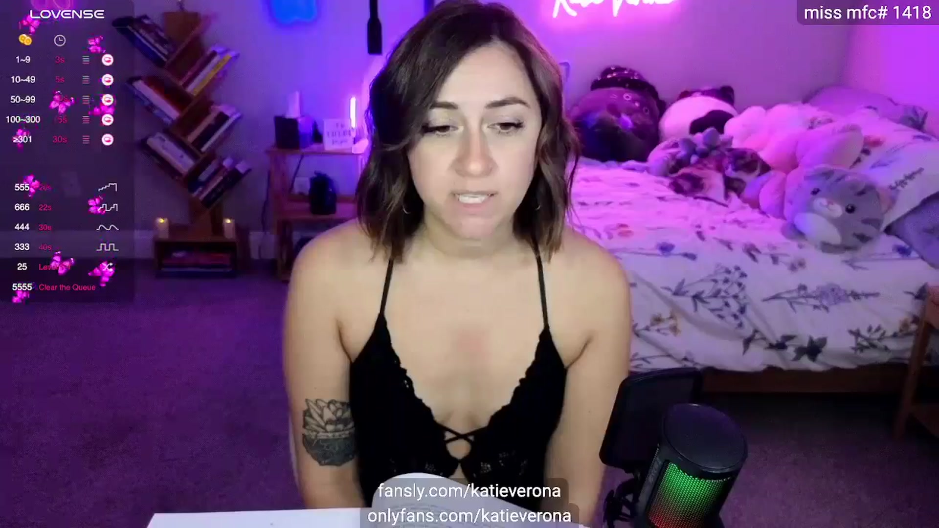 Gallery image thumbnail from KatieVerona's myfreecams stream on, 03/24/2025, 01:24 image 2 of 20