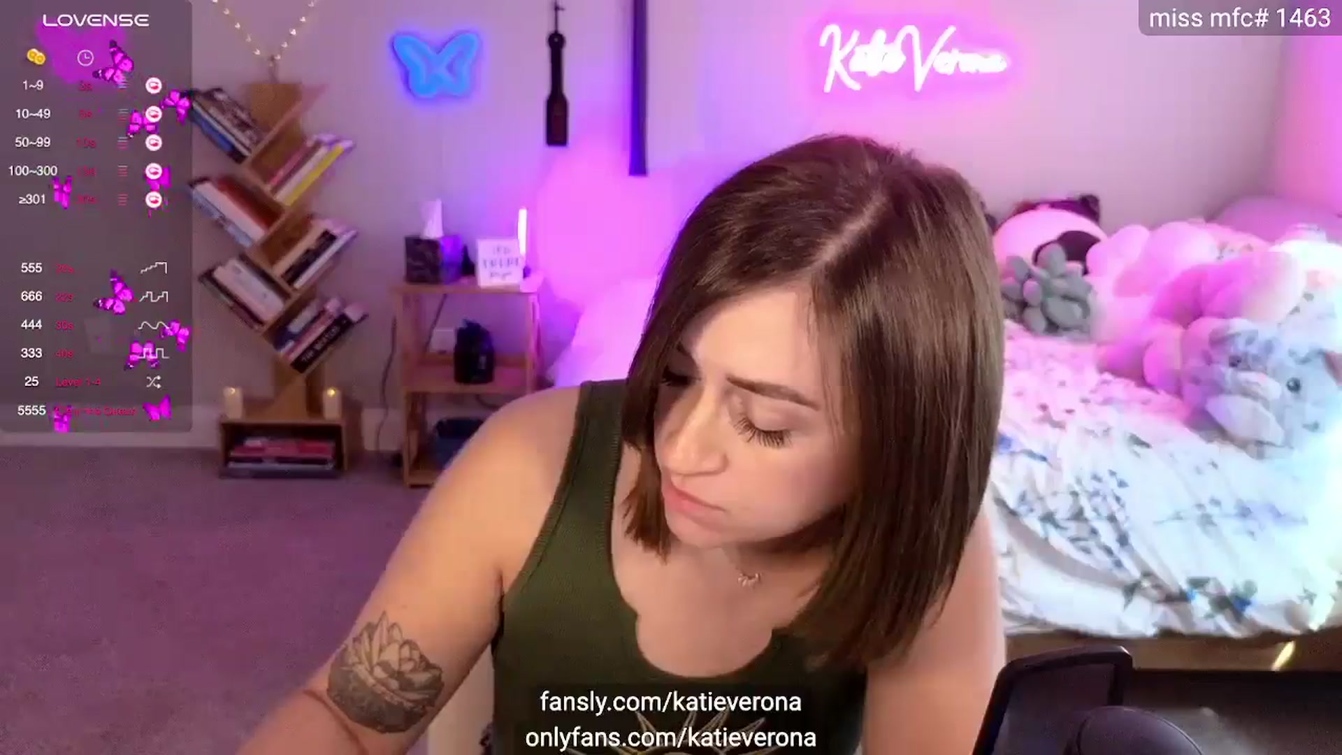 Gallery image thumbnail from KatieVerona's myfreecams stream on, 03/25/2025, 19:44 image 11 of 20