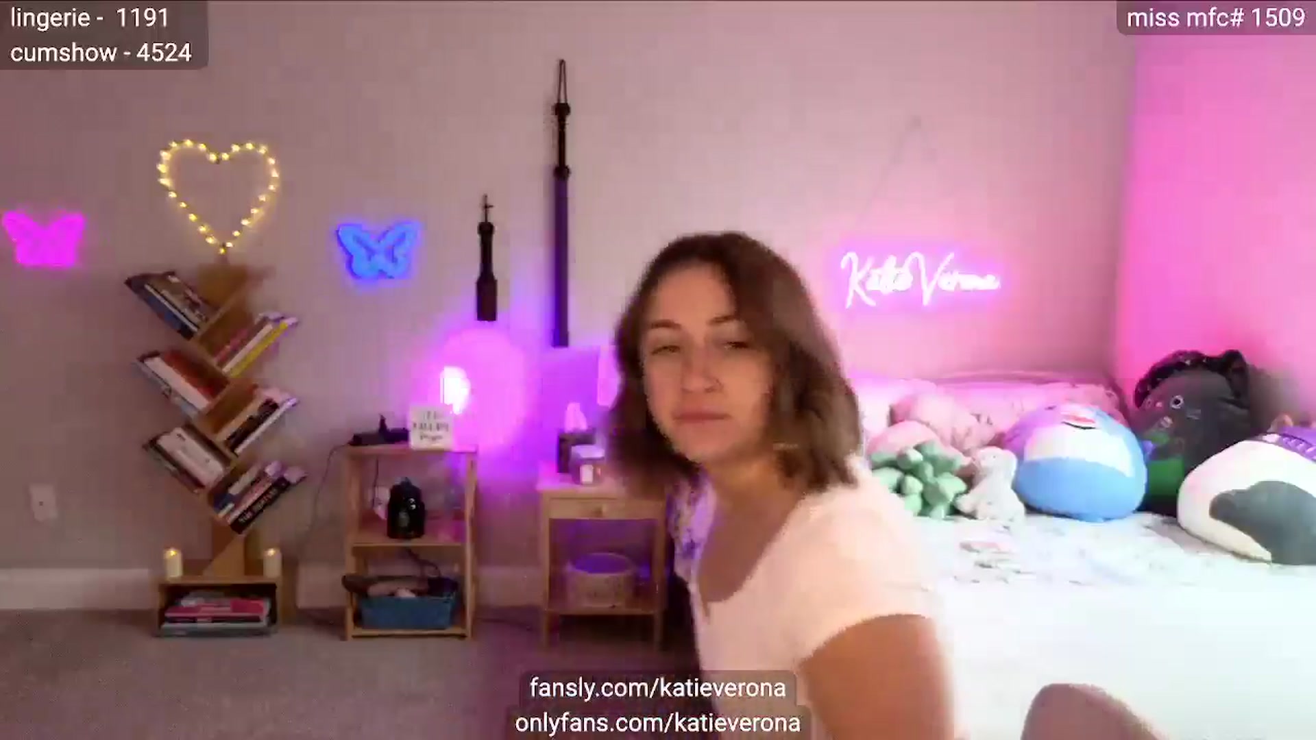 Gallery image thumbnail from KatieVerona's myfreecams stream on, 03/31/2025, 19:39 image 3 of 20