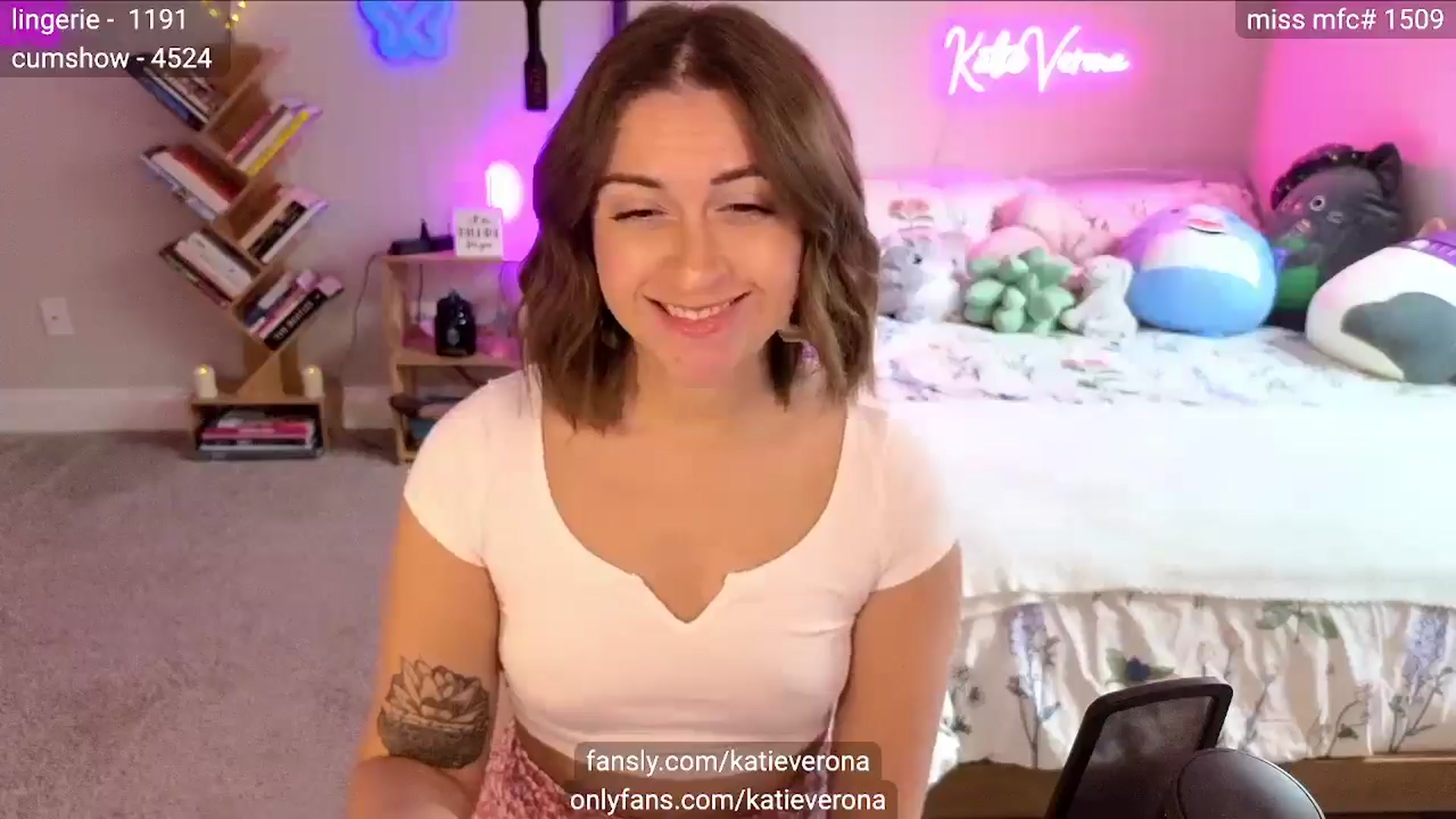 Gallery image thumbnail from KatieVerona's myfreecams stream on, 03/31/2025, 19:39 image 11 of 20