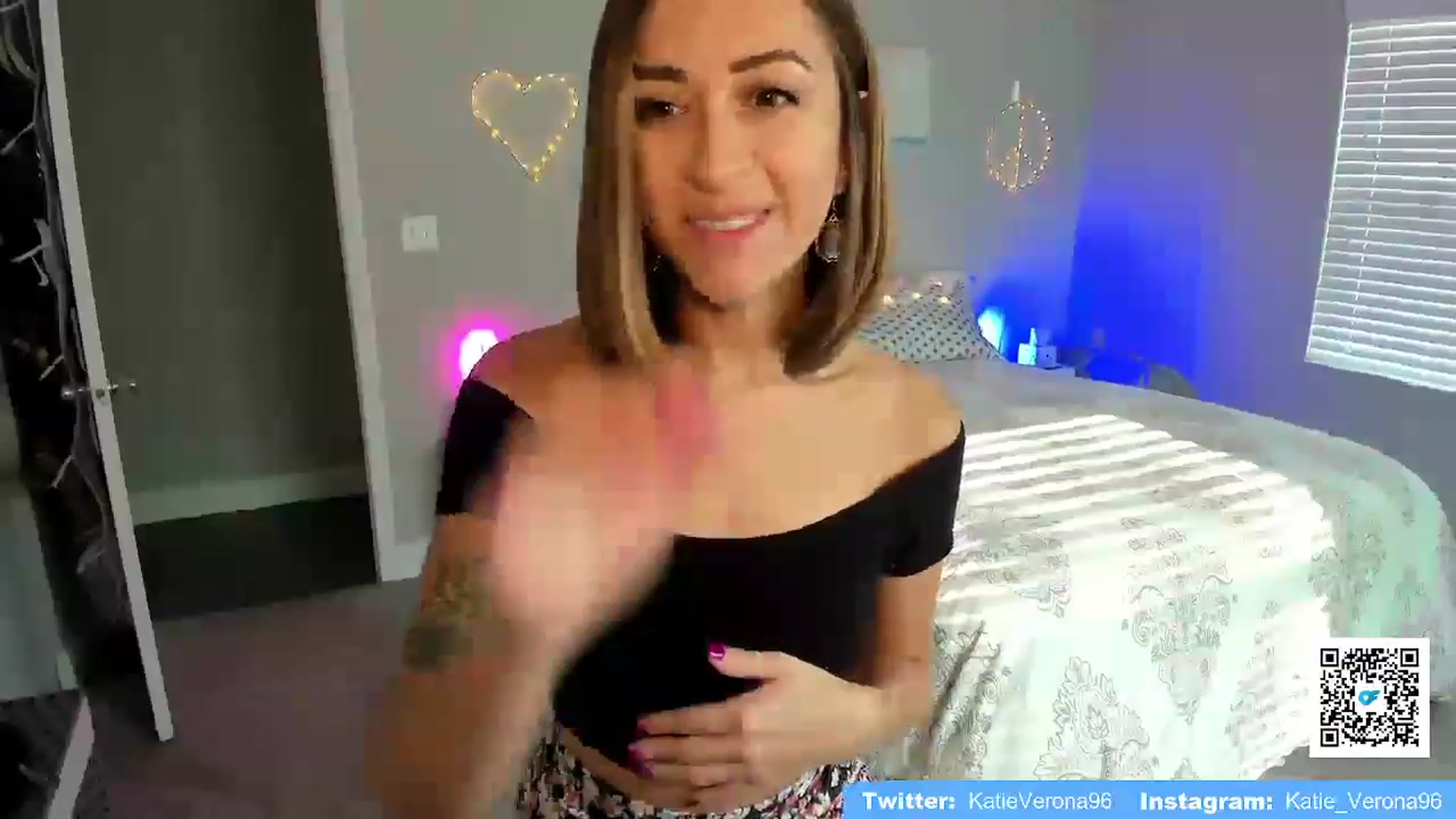 Gallery image thumbnail from KatieVerona96's myfreecams stream on, 08/02/2023, 22:54 image 13 of 20