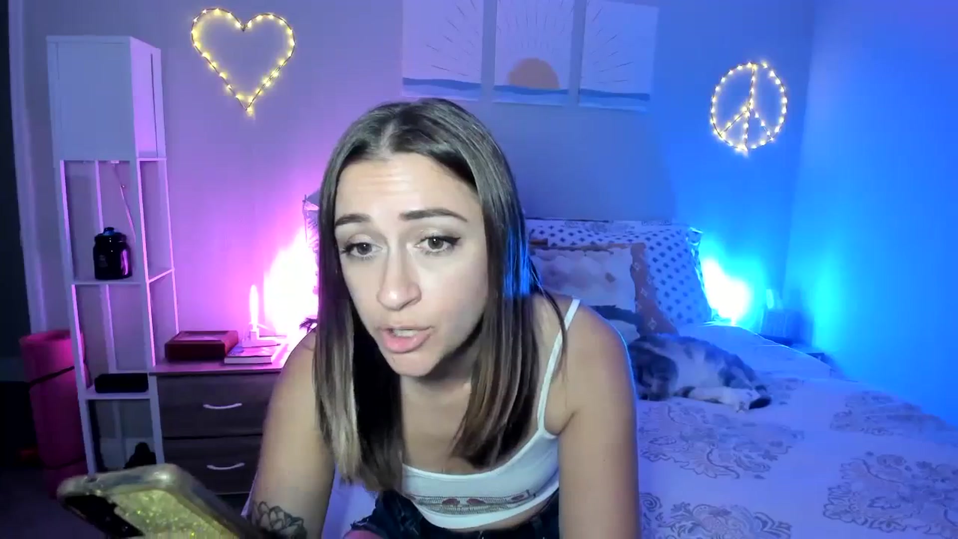 Gallery image thumbnail from KatieVerona96's myfreecams stream on, 03/12/2024, 02:16 image 4 of 20