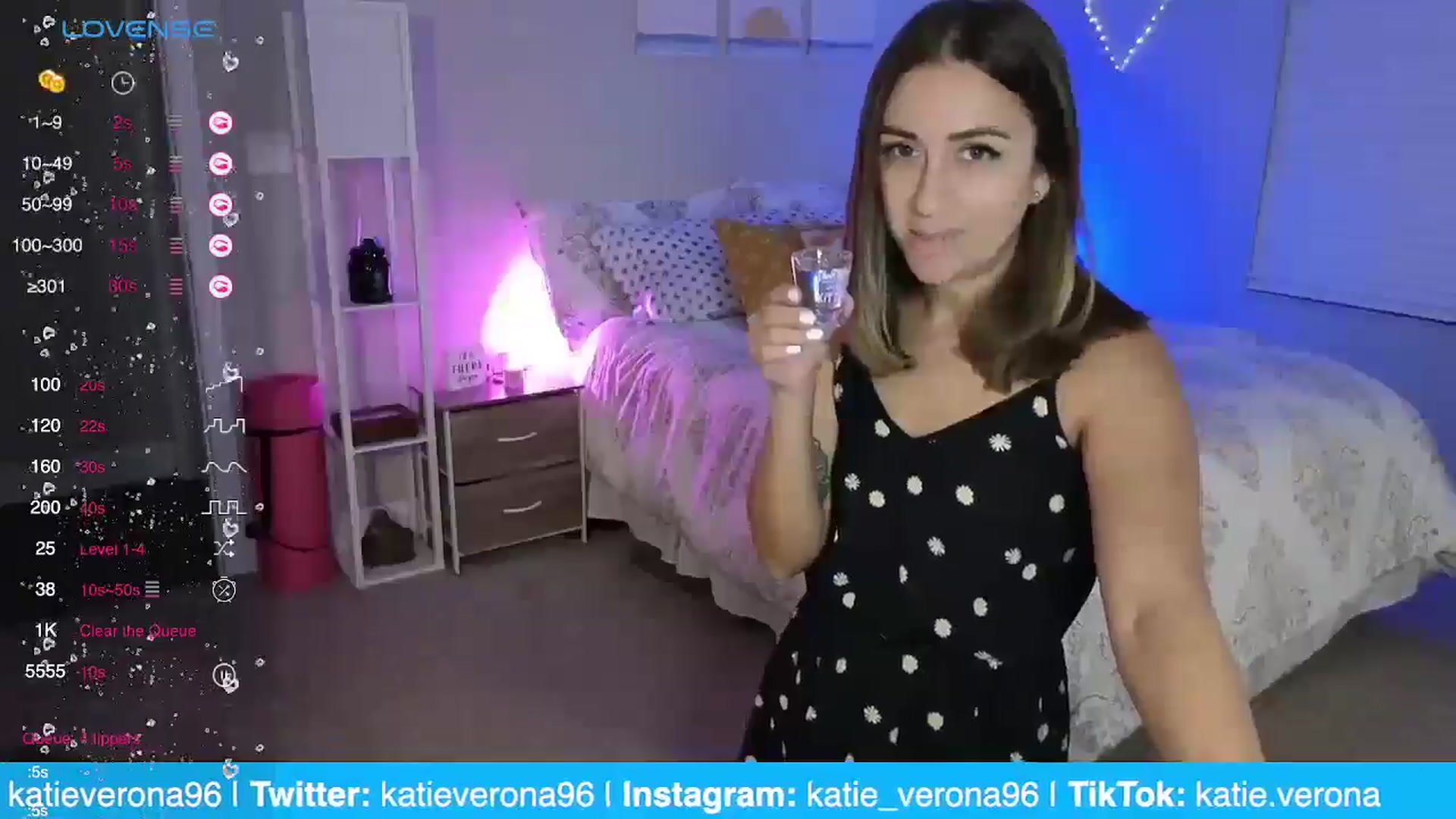 Gallery image thumbnail from KatieVerona96's myfreecams stream on, 05/14/2024, 02:24 image 2 of 20