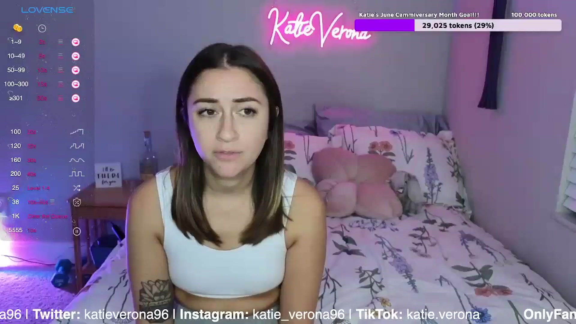 Gallery image thumbnail from KatieVerona96's myfreecams stream on, 06/19/2024, 01:44 image 12 of 20