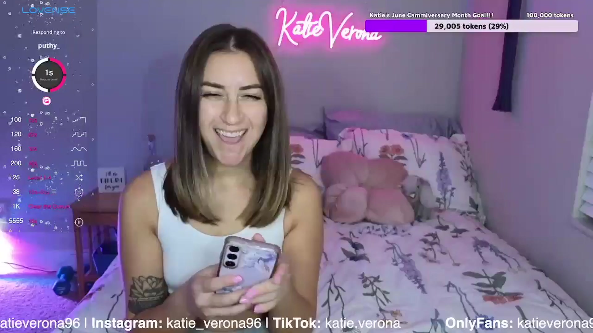 Gallery image thumbnail from KatieVerona96's myfreecams stream on, 06/19/2024, 01:44 image 11 of 20