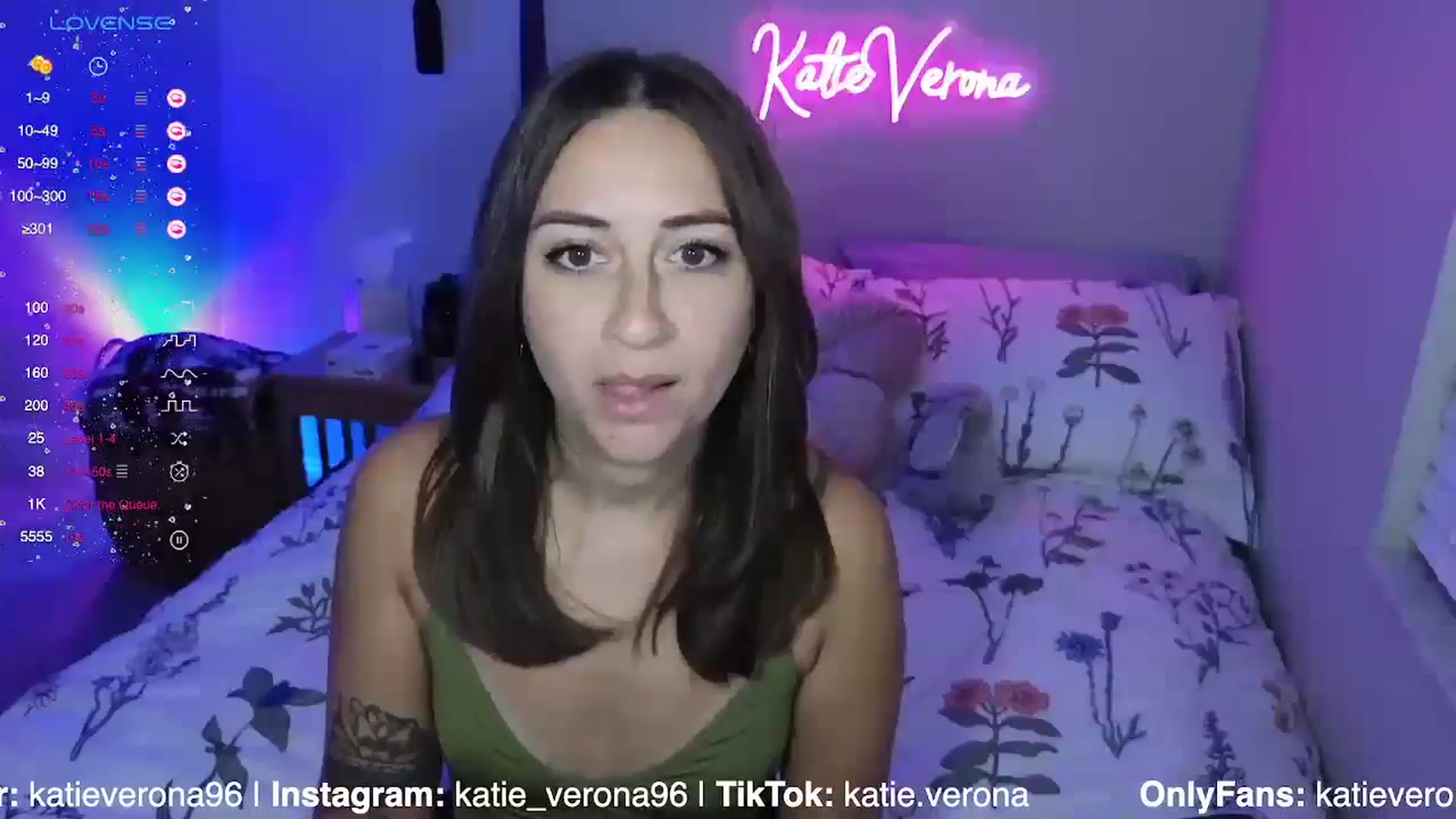 Gallery image thumbnail from KatieVerona96's myfreecams stream on, 08/03/2024, 02:08 image 5 of 20
