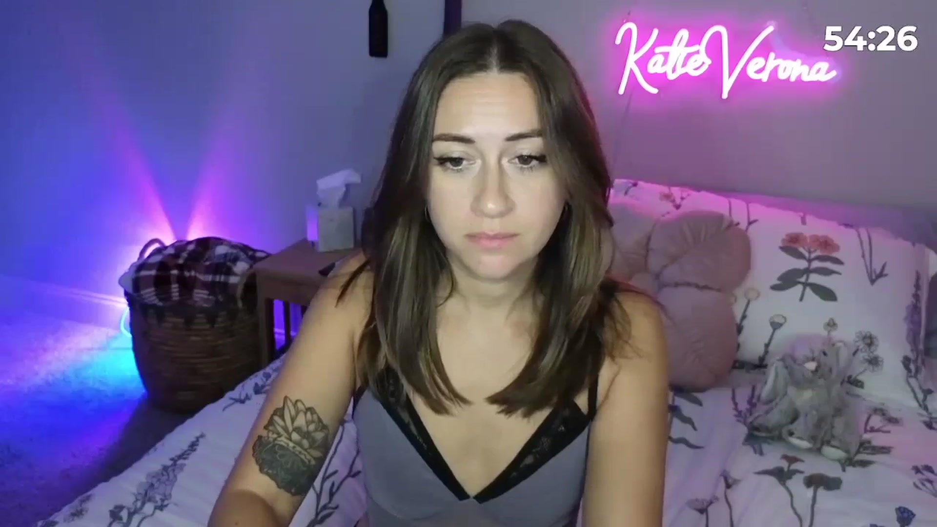 Gallery image thumbnail from KatieVerona96's myfreecams stream on, 08/06/2024, 03:13 image 3 of 20
