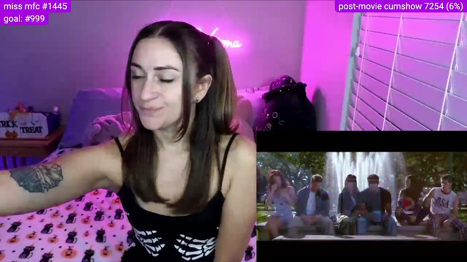 Gallery image thumbnail from KatieVerona96's myfreecams stream on, 10/15/2024, 03:03 image 5 of 20