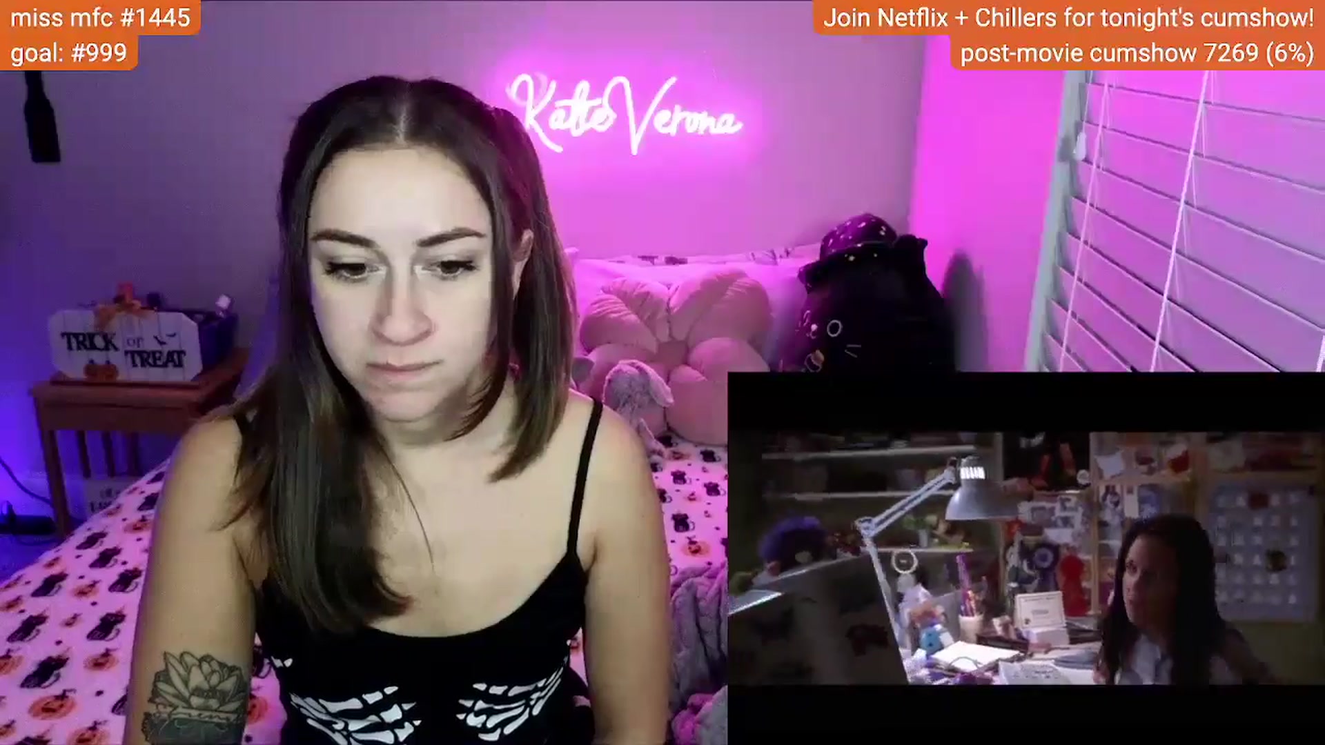 Gallery image thumbnail from KatieVerona96's myfreecams stream on, 10/15/2024, 03:03 image 2 of 20