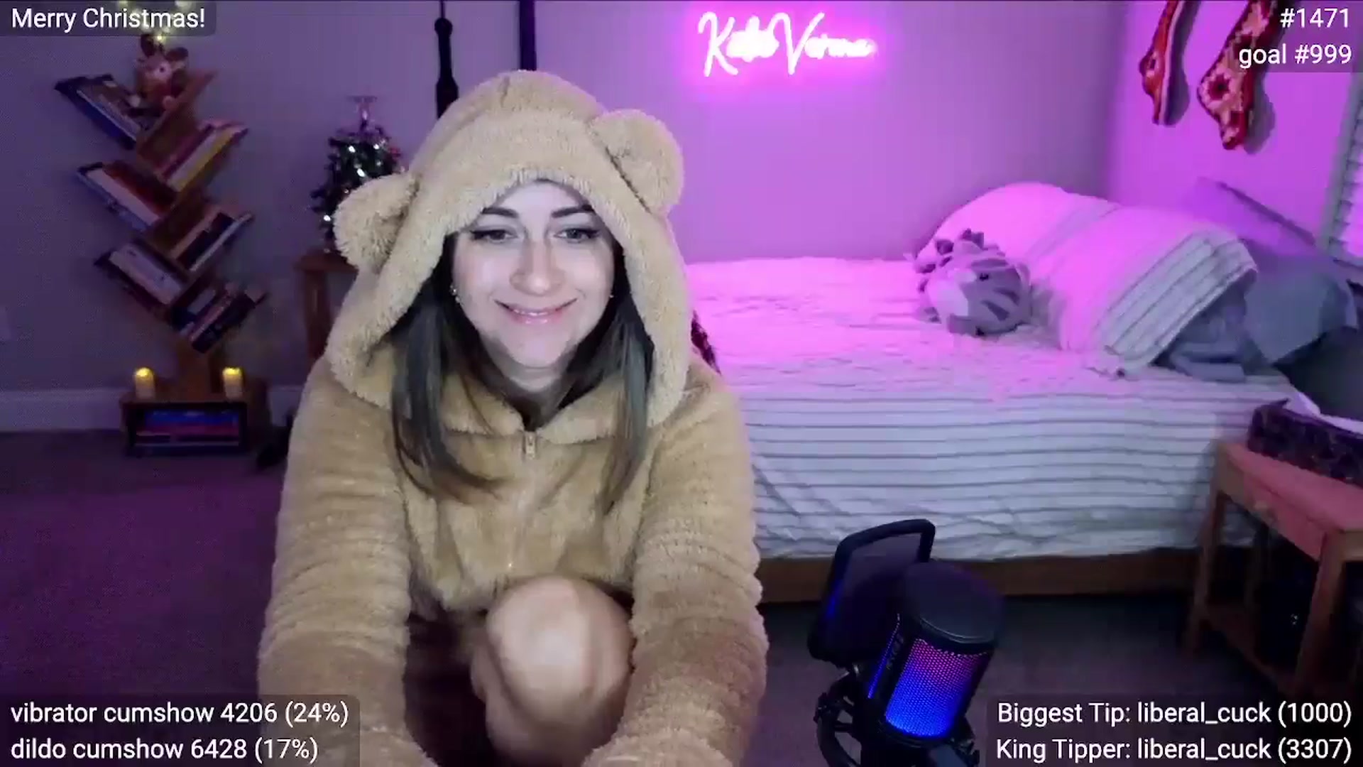 Gallery image thumbnail from KatieVerona96's myfreecams stream on, 12/26/2024, 03:18 image 8 of 20