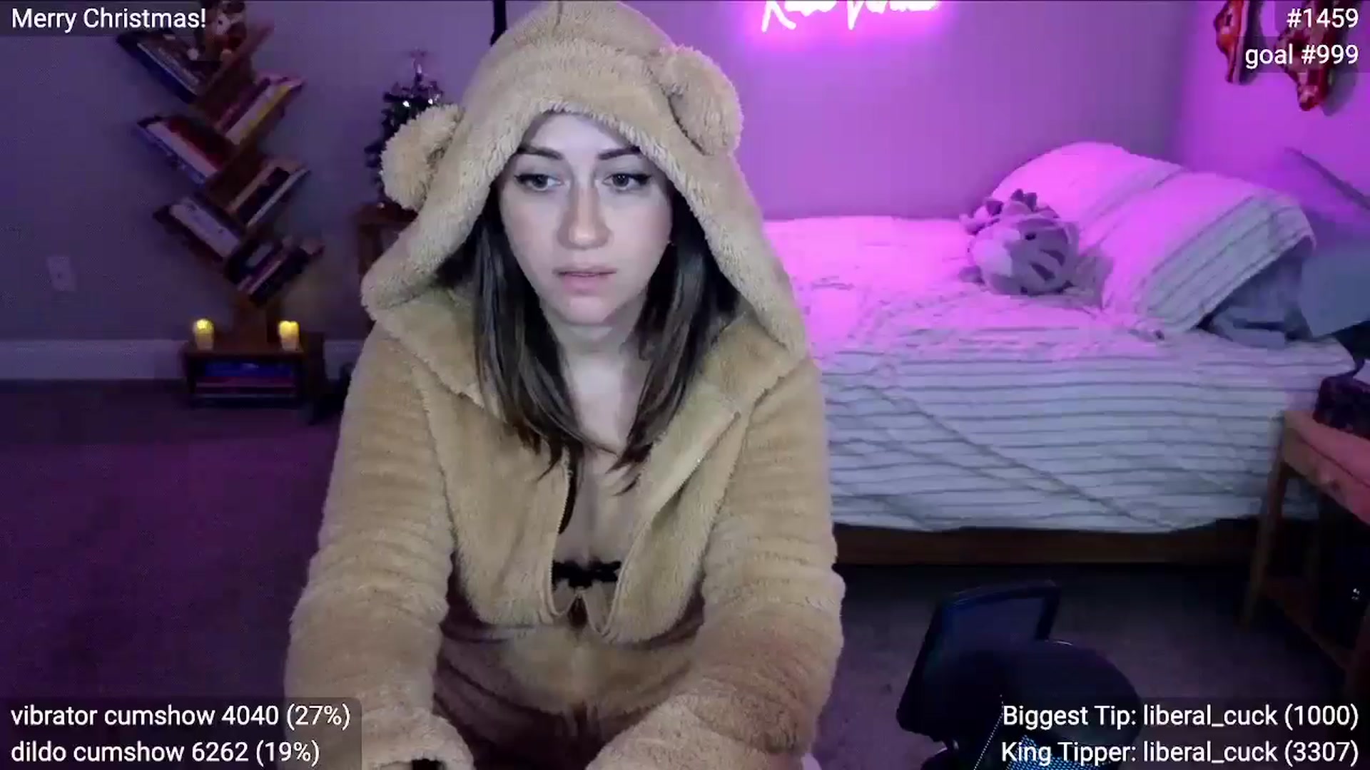 Gallery image thumbnail from KatieVerona96's myfreecams stream on, 12/26/2024, 03:18 image 11 of 20