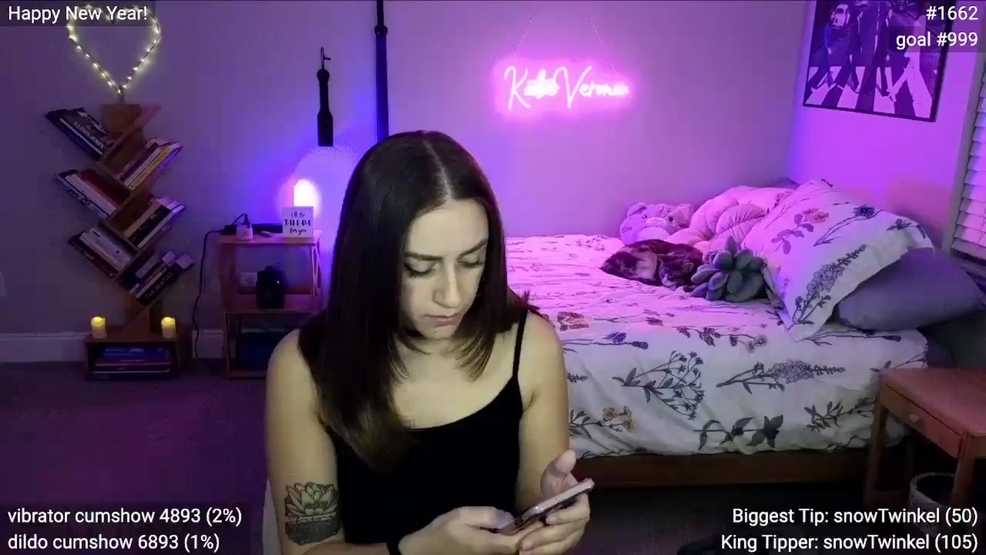 Gallery image thumbnail from KatieVerona96's myfreecams stream on, 01/02/2025, 02:16 image 17 of 20