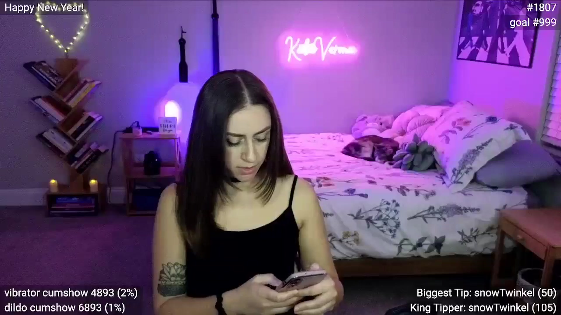 Gallery image thumbnail from KatieVerona96's myfreecams stream on, 01/02/2025, 02:16 image 16 of 20