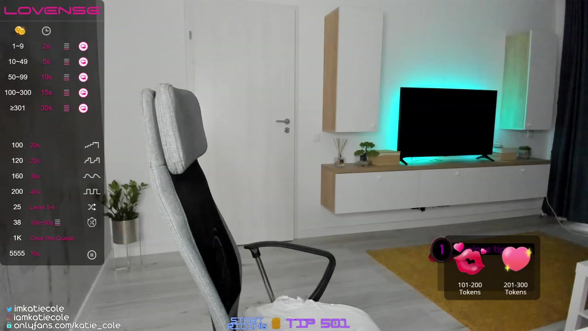 Gallery image thumbnail from Katie_Cole's myfreecams stream on, 06/01/2023, 07:38 image 10 of 20