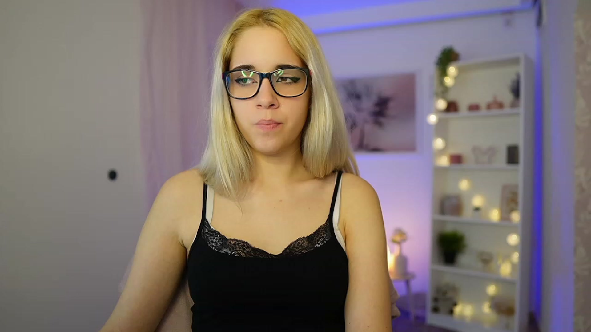 Gallery image thumbnail from Katie_Kush18's myfreecams stream on, 10/10/2023, 09:56 image 6 of 20