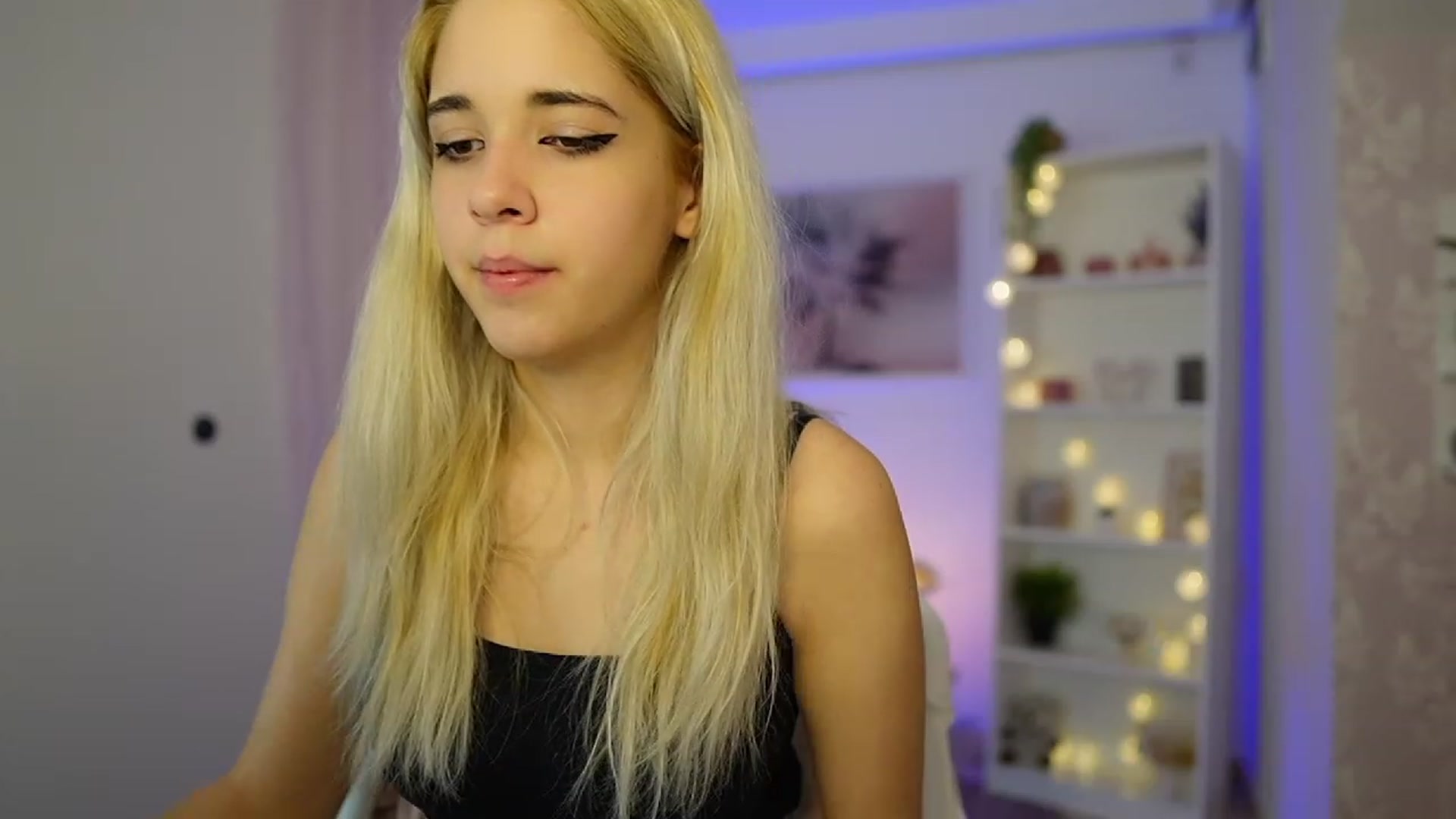 Gallery image thumbnail from Katie_Kush18's myfreecams stream on, 10/11/2023, 08:51 image 18 of 20