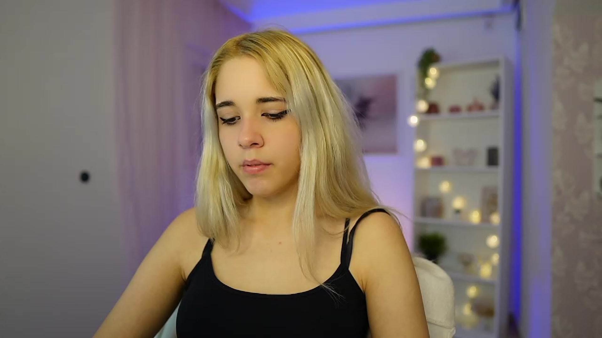 Gallery image thumbnail from Katie_Kush18's myfreecams stream on, 10/11/2023, 08:51 image 8 of 20