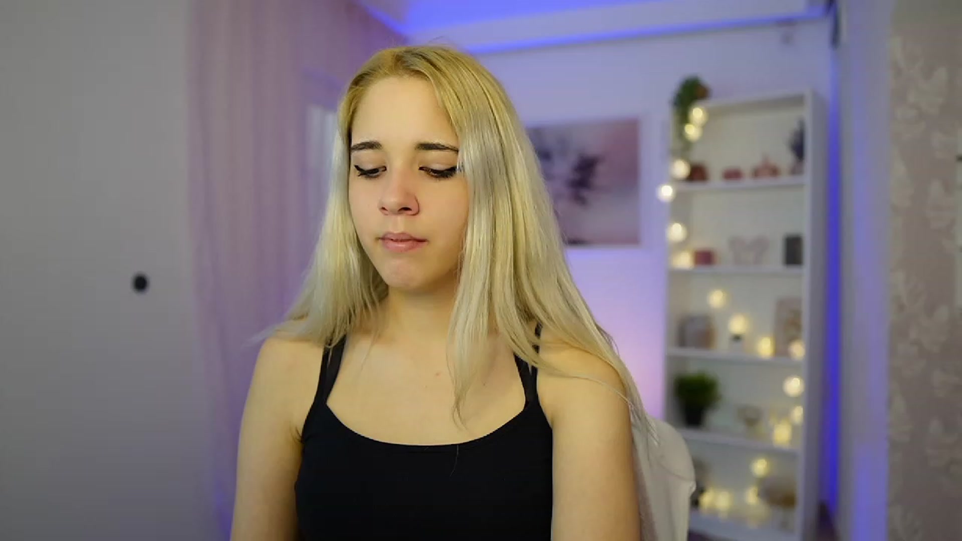 Gallery image thumbnail from Katie_Kush18's myfreecams stream on, 10/11/2023, 09:46 image 14 of 20