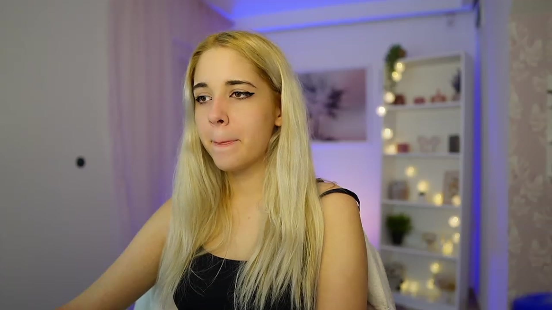 Gallery image thumbnail from Katie_Kush18's myfreecams stream on, 10/11/2023, 11:47 image 11 of 20
