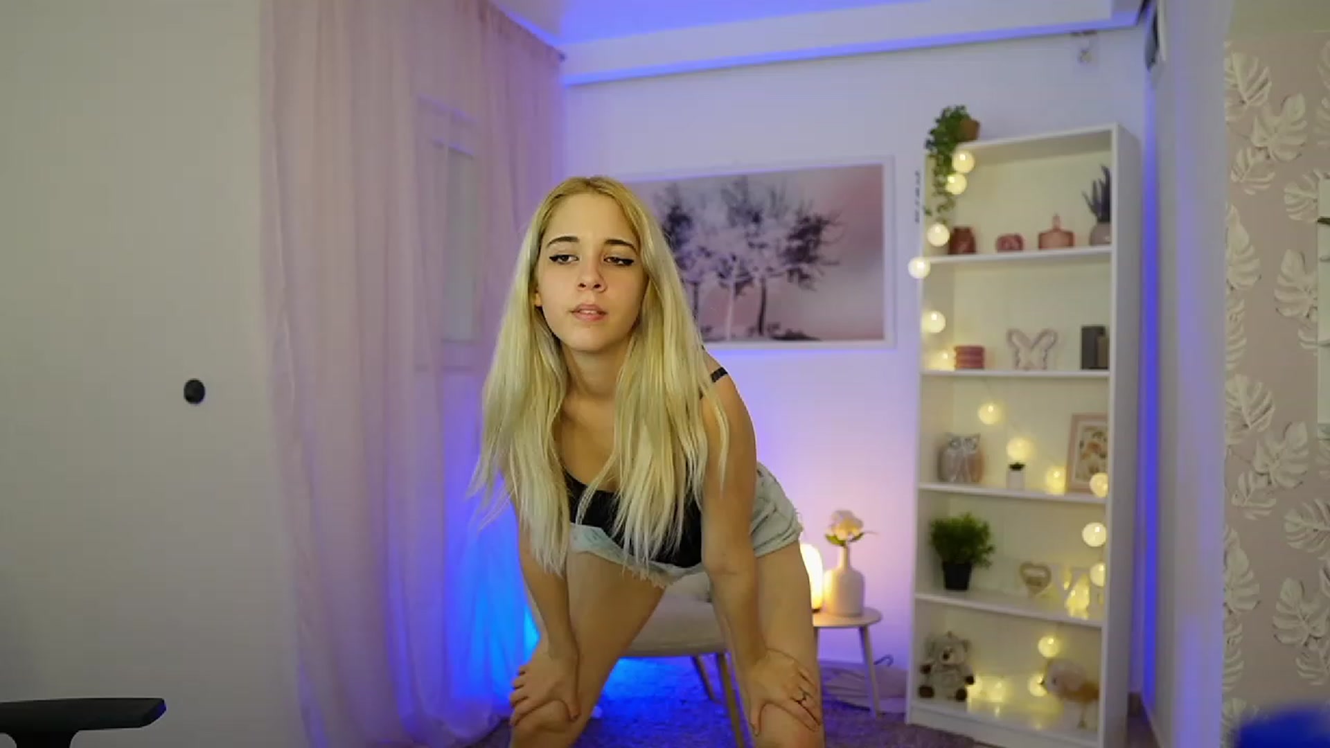 Gallery image thumbnail from Katie_Kush18's myfreecams stream on, 10/11/2023, 11:47 image 5 of 20