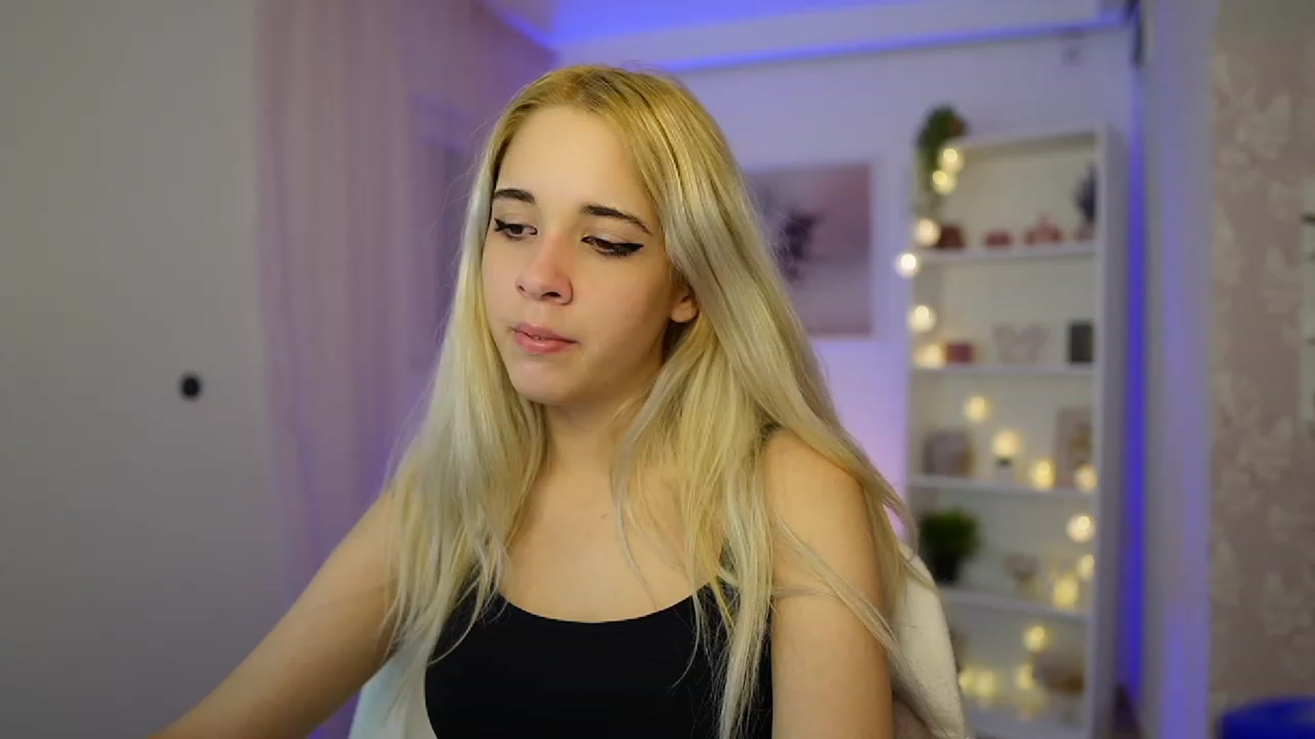 Gallery image thumbnail from Katie_Kush18's myfreecams stream on, 10/11/2023, 11:47 image 3 of 20