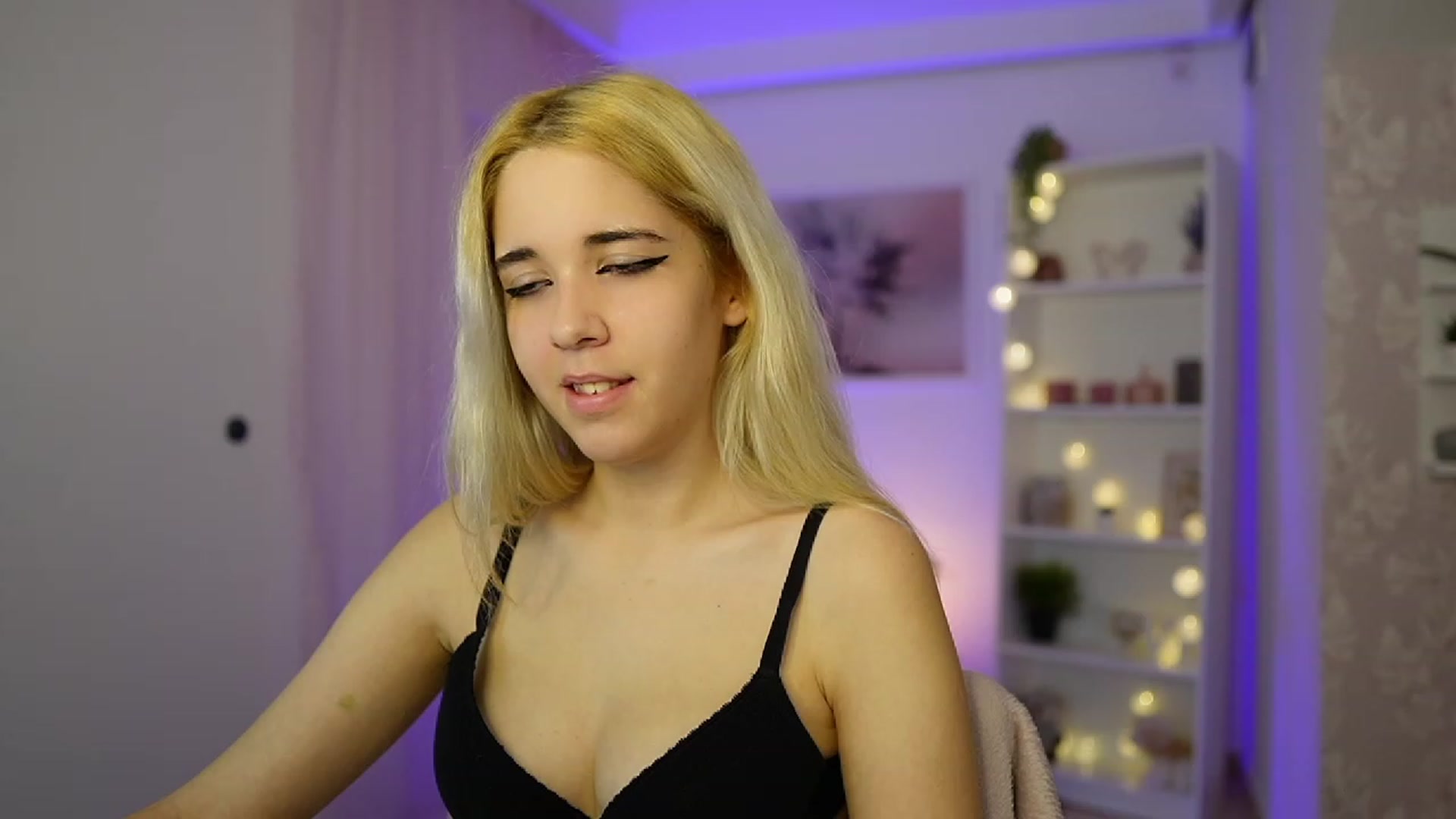 Gallery image thumbnail from Katie_Kush18's myfreecams stream on, 10/22/2023, 10:28 image 15 of 20