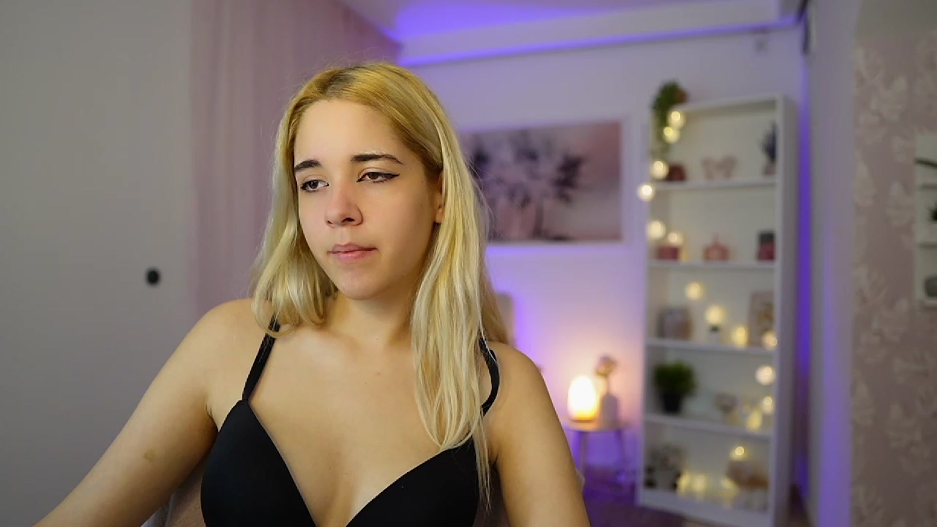 Gallery image thumbnail from Katie_Kush18's myfreecams stream on, 10/24/2023, 09:41 image 9 of 20
