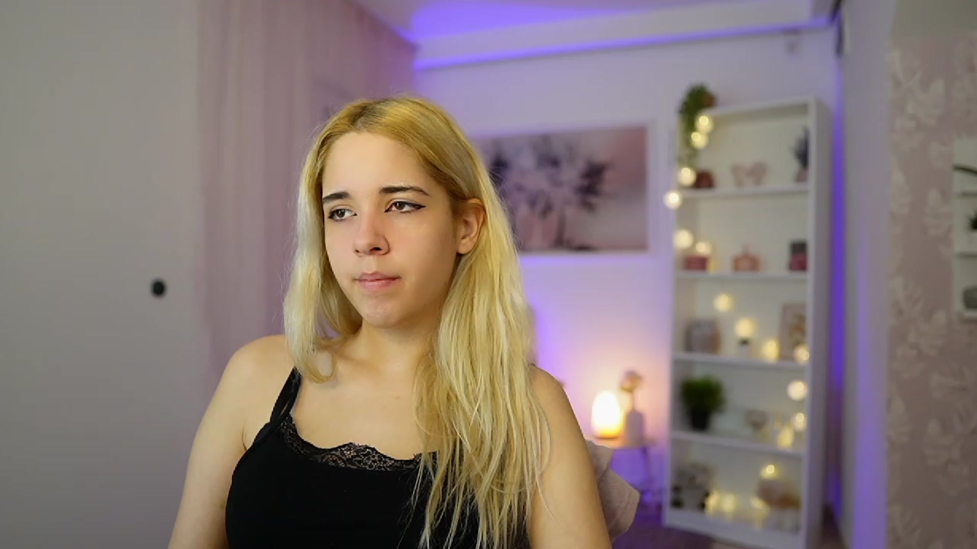 Gallery image thumbnail from Katie_Kush18's myfreecams stream on, 10/24/2023, 09:41 image 3 of 20