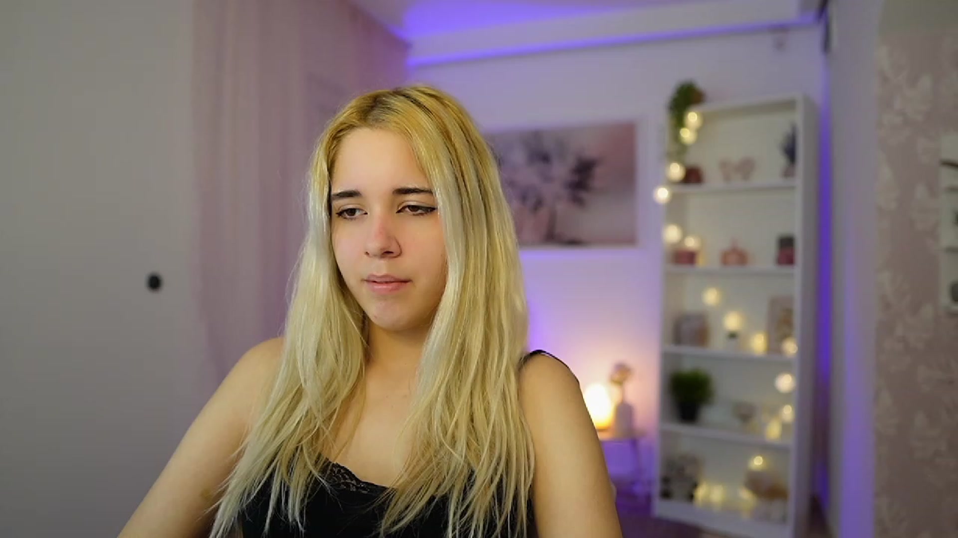 Gallery image thumbnail from Katie_Kush18's myfreecams stream on, 10/24/2023, 11:04 image 9 of 20