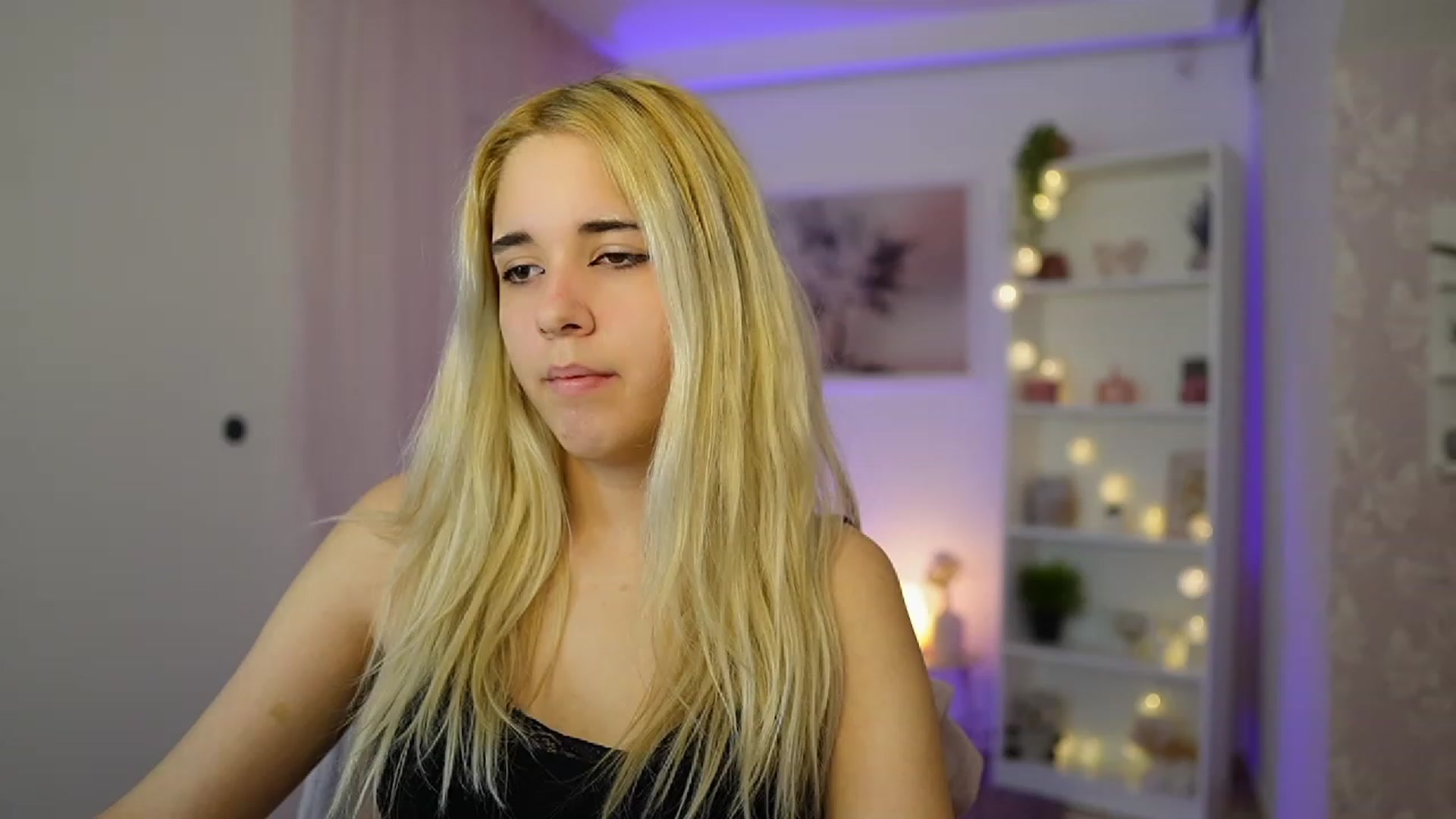 Gallery image thumbnail from Katie_Kush18's myfreecams stream on, 10/24/2023, 11:04 image 13 of 20