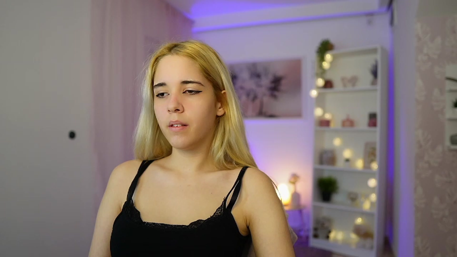 Gallery image thumbnail from Katie_Kush18's myfreecams stream on, 10/24/2023, 12:07 image 4 of 20
