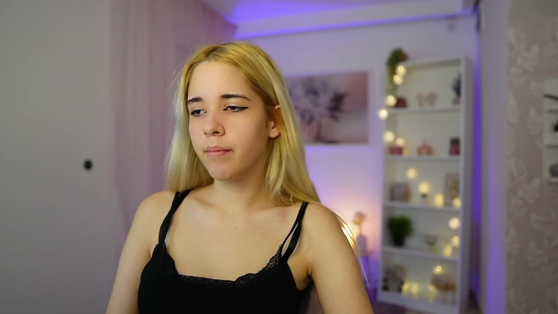 Gallery image thumbnail from Katie_Kush18's myfreecams stream on, 10/24/2023, 12:07 image 2 of 20