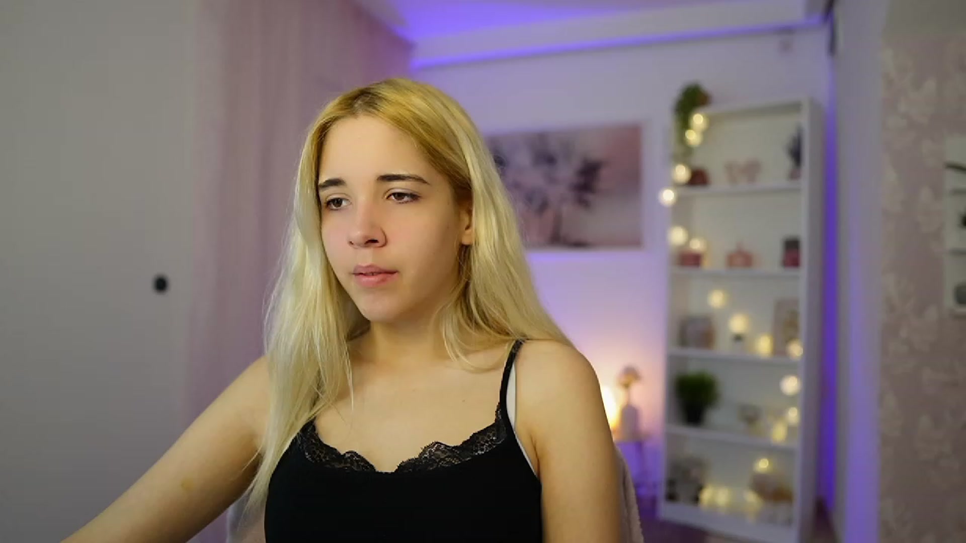 Gallery image thumbnail from Katie_Kush18's myfreecams stream on, 10/27/2023, 08:49 image 9 of 20
